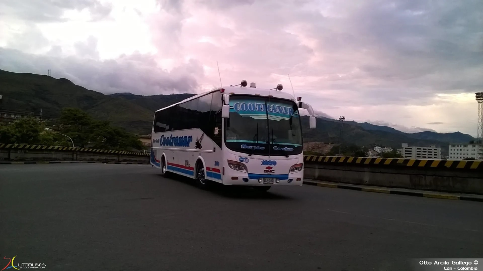 Invicar Invicar Osiris Chevrolet Isuzu LV 150