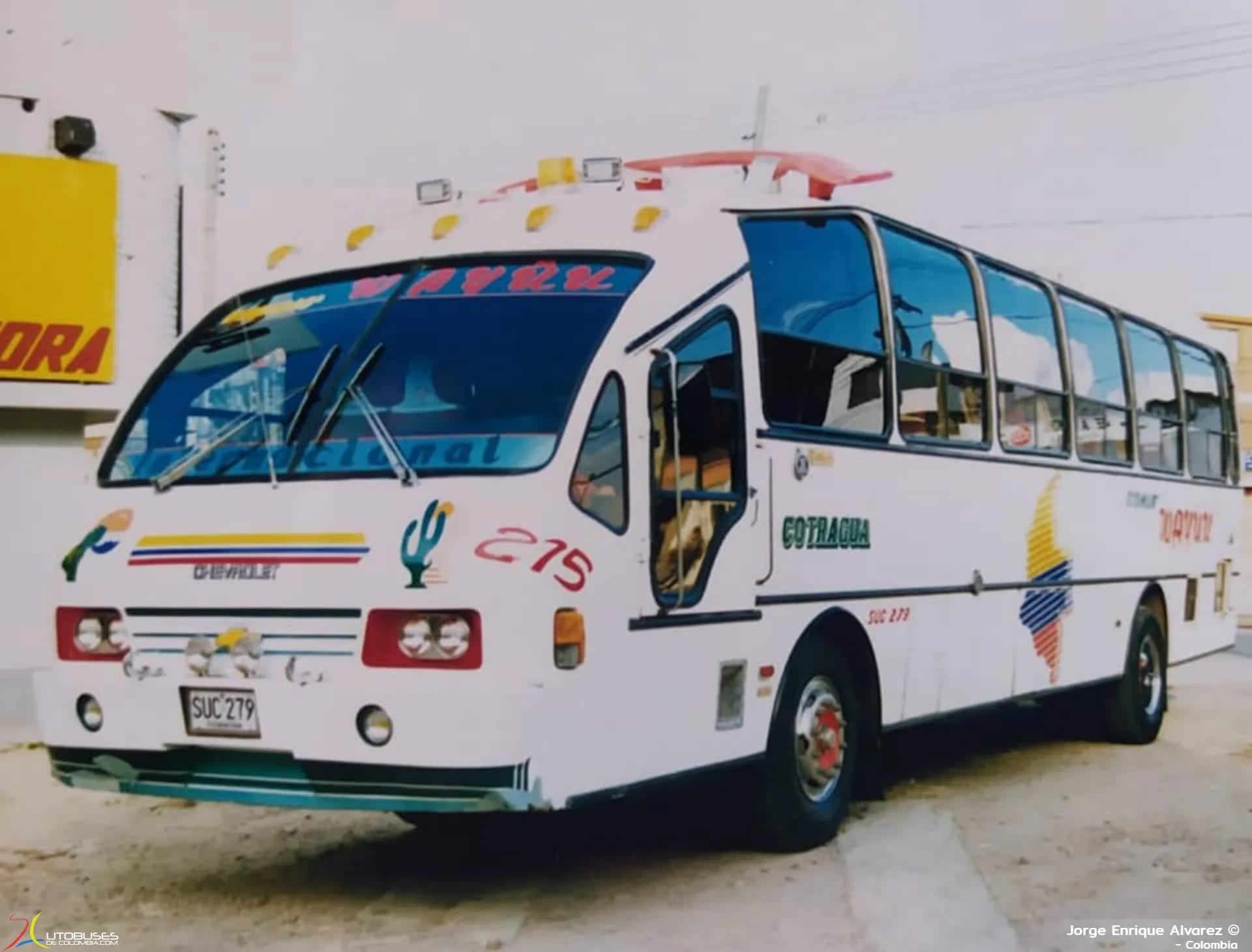 Autobuses Jota-Jota Autobuses Jota-Jota Bala Chevrolet Isuzu CH 580