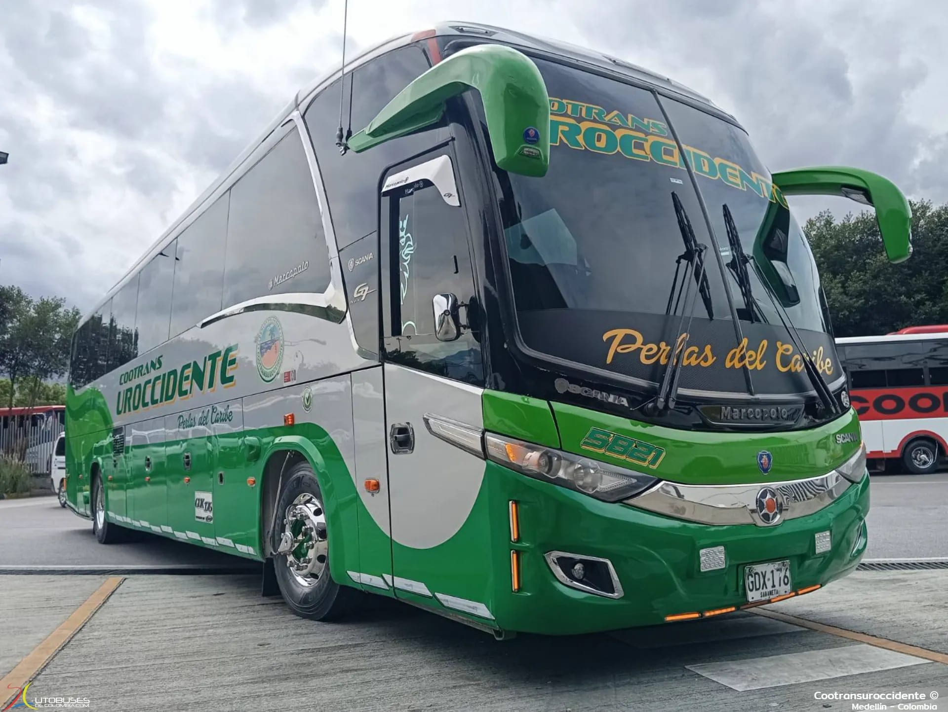 Marcopolo Superpolo Marcopolo Paradiso 1200 New G7 Scania K400