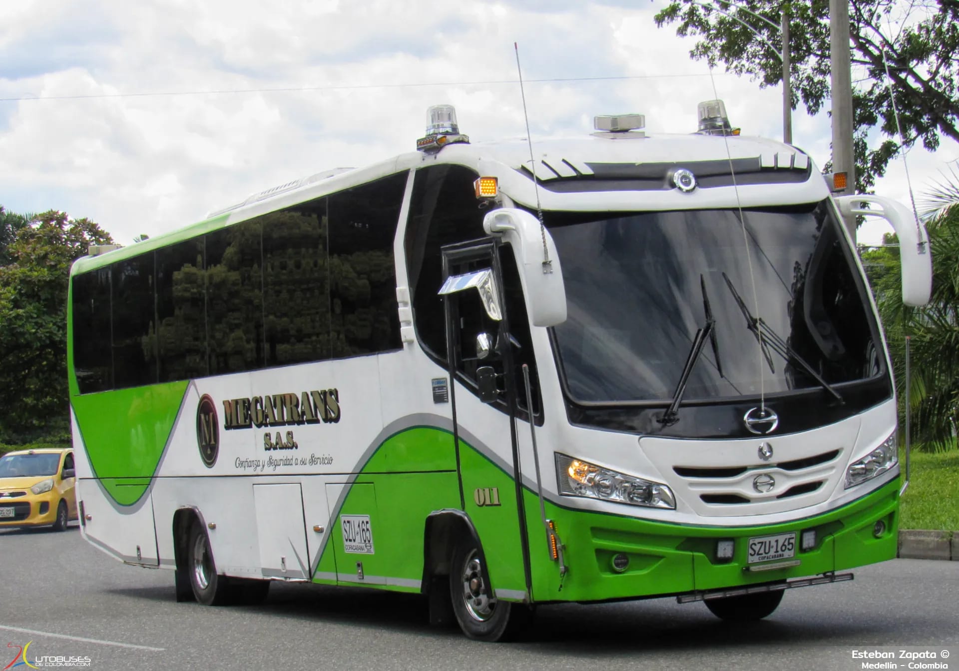Carrocerias Cóndor Cóndor Hino FC9J