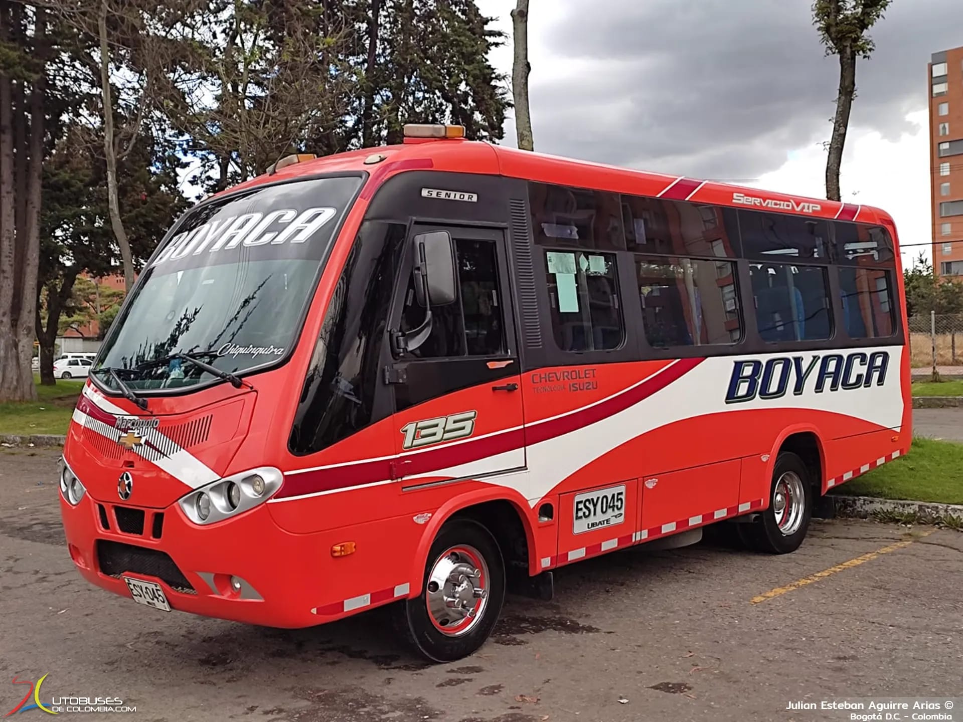 Marcopolo Superpolo Marcopolo Senior Chevrolet Isuzu NPR