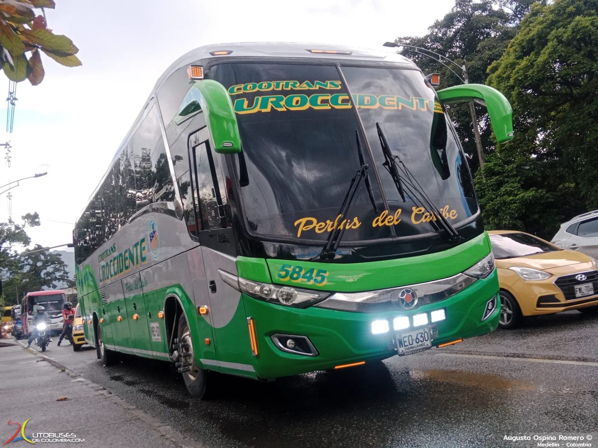 Marcopolo Superpolo Marcopolo Paradiso 1200 New G7 Scania K400