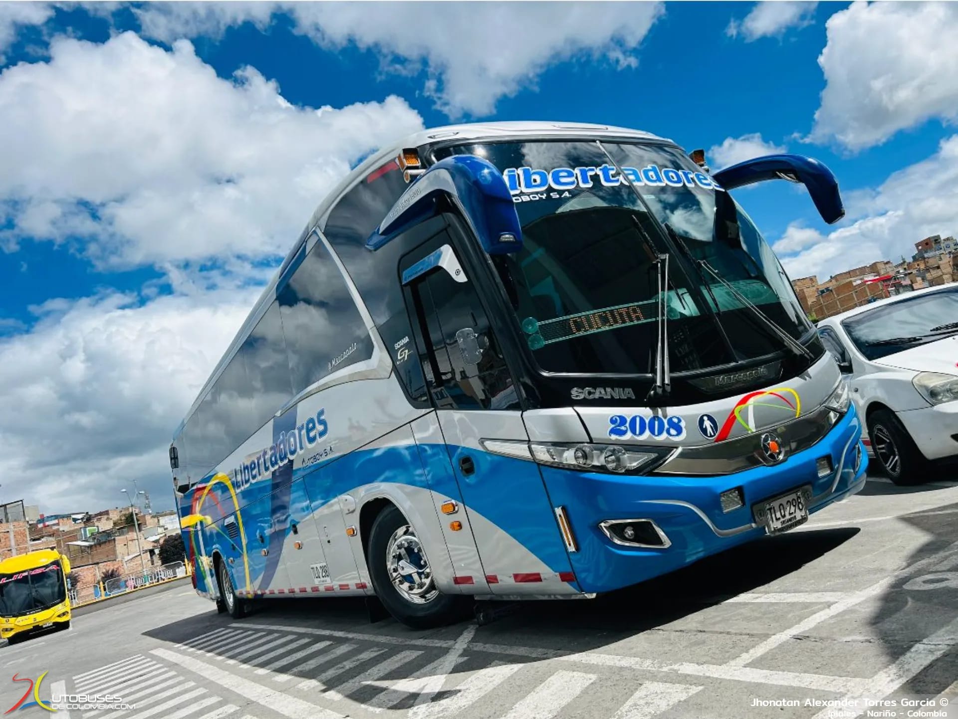 Marcopolo Superpolo Marcopolo Paradiso 1200 New G7 Scania K400