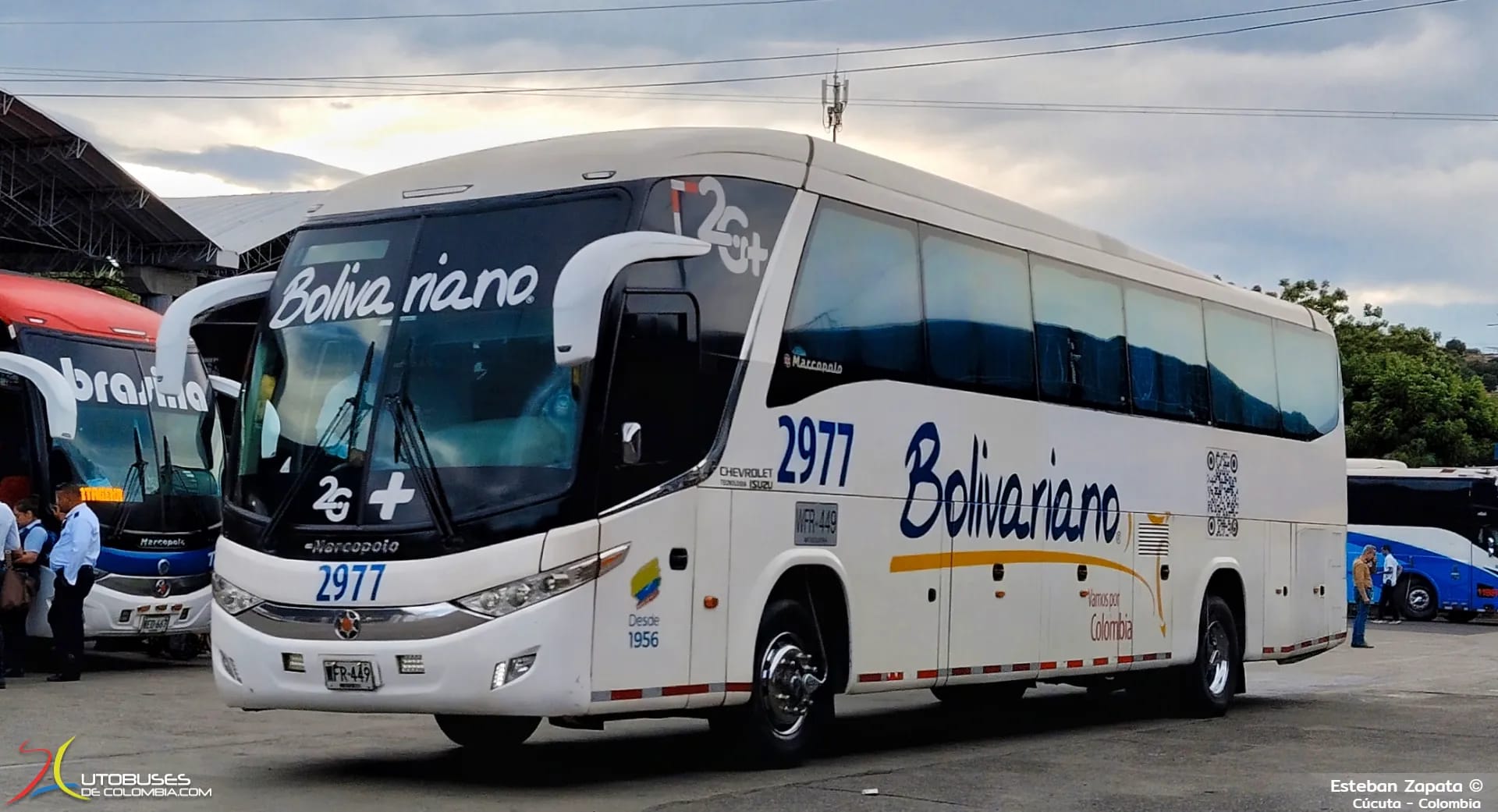 Marcopolo Superpolo Marcopolo Paradiso 1200 G8 Chevrolet Izusu LV 452