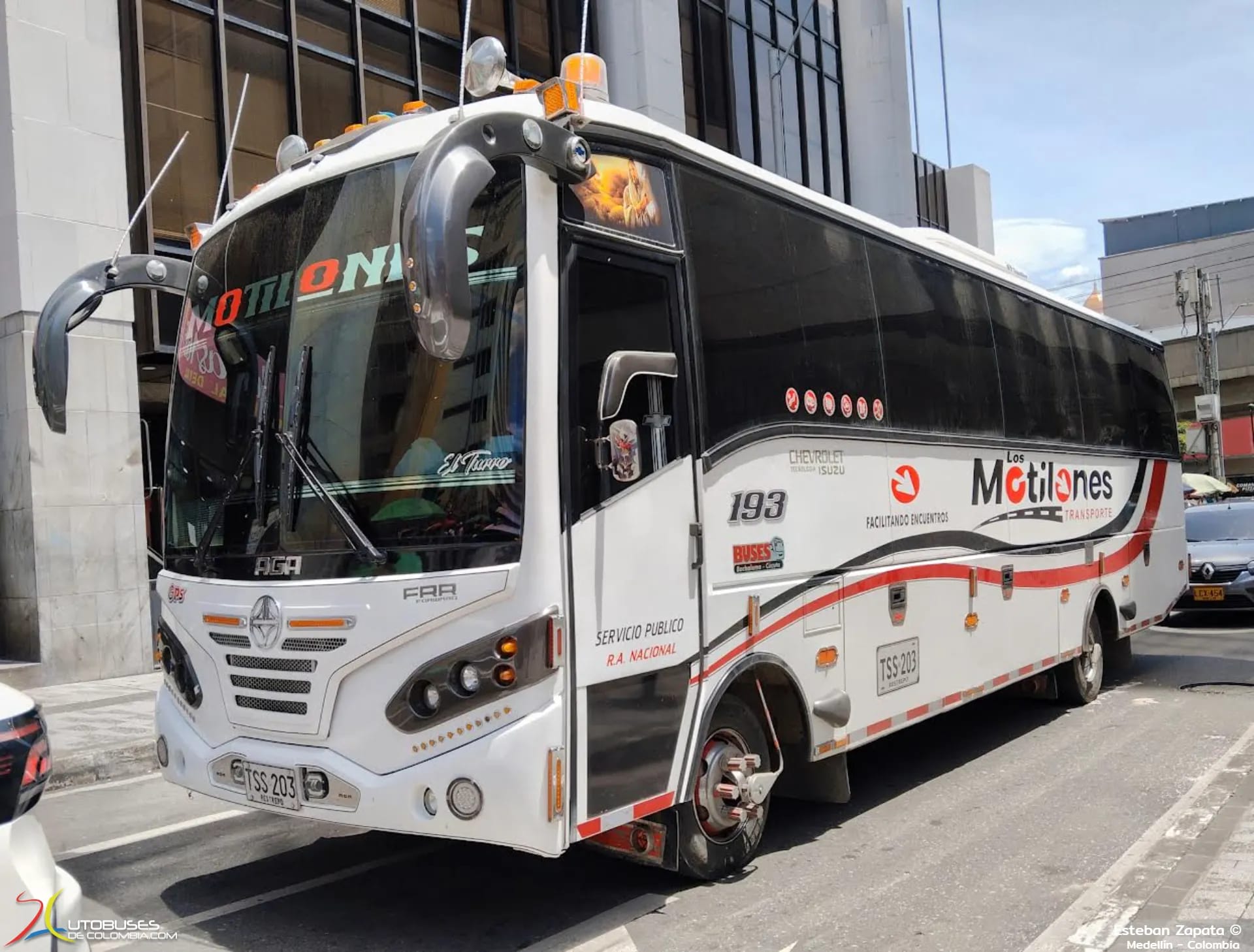 Aga Aga Midibus Chevroler Isuzu FRR