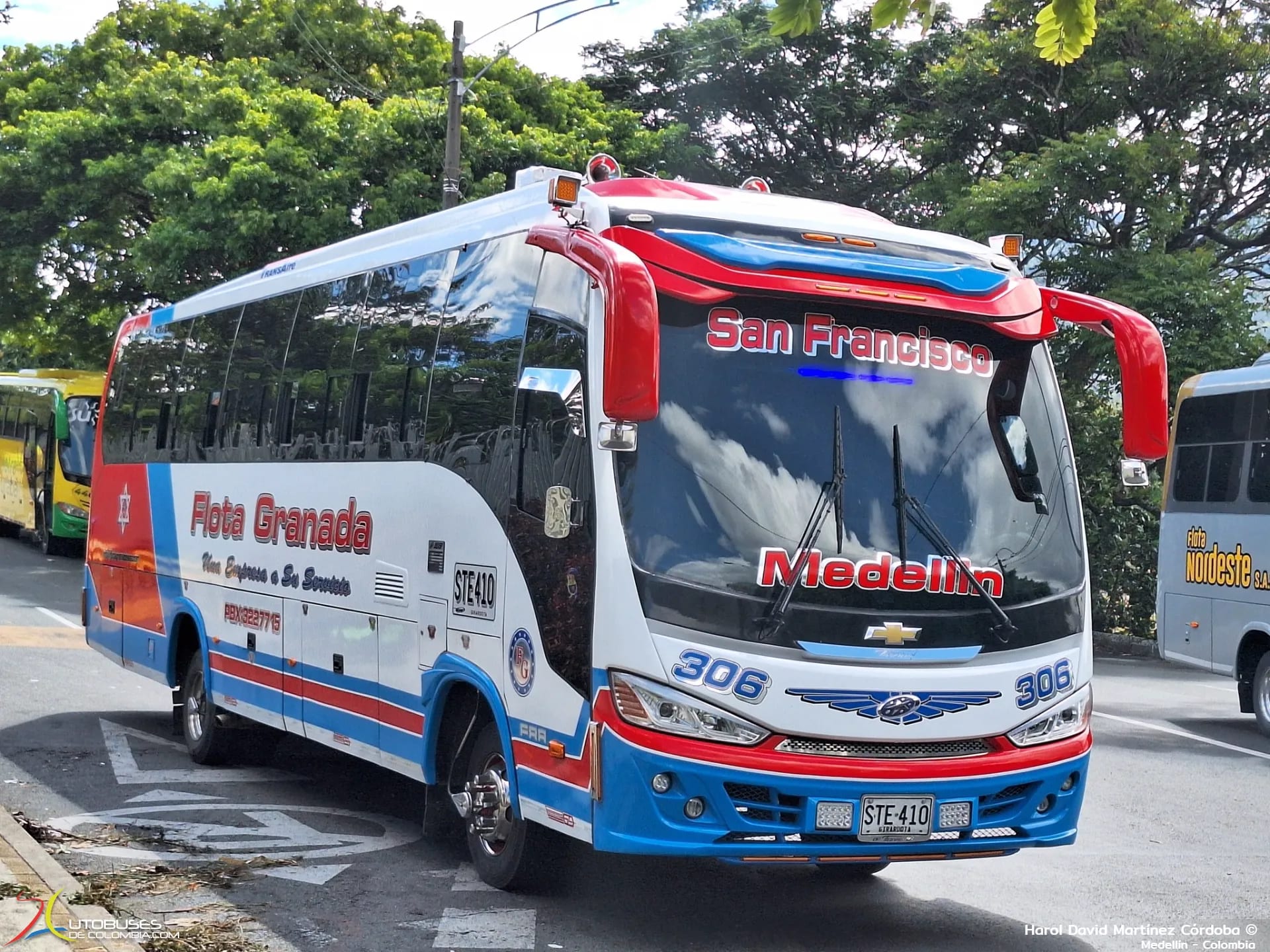 JGB JGB Fascino Chevrolet Isuzu FRR
