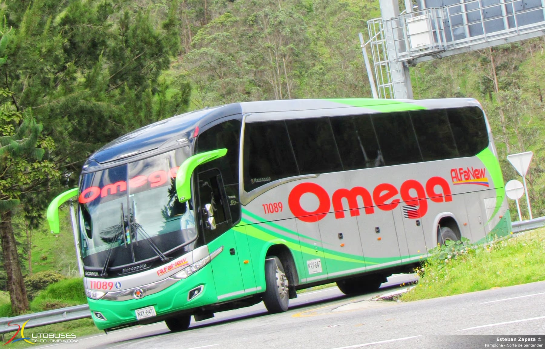 Marcopolo Superpolo Marcopolo Paradiso 1200 New G7 Scania K400