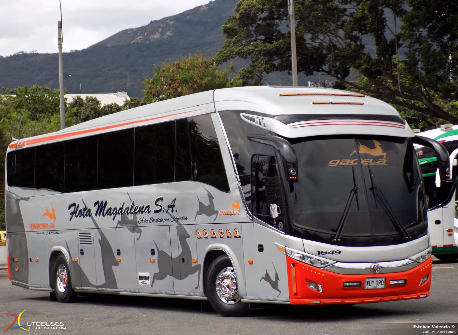 Marcopolo Superpolo Marcopolo Paradiso 1200 G7 Volvo B420R 
