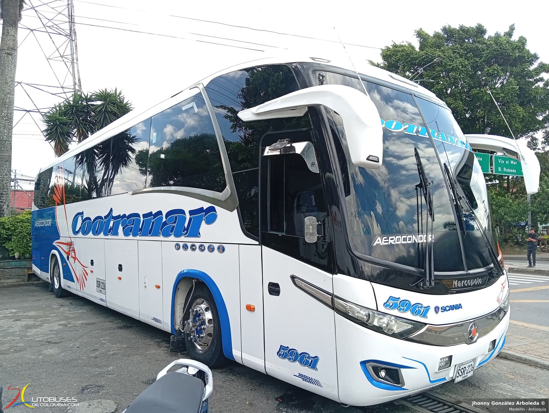 Marcopolo Superpolo Marcopolo Paradiso 1200 New G7 Scania K400