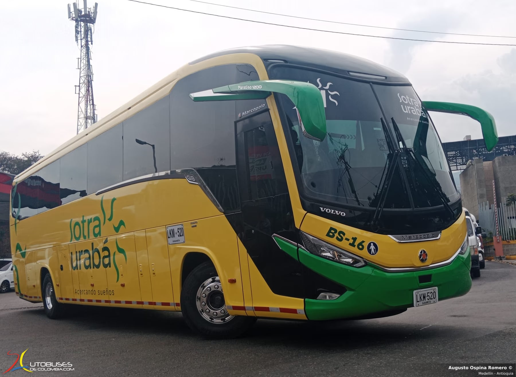Marcopolo Superpolo Marcopolo Paradiso 1200 G8 Volvo B460R