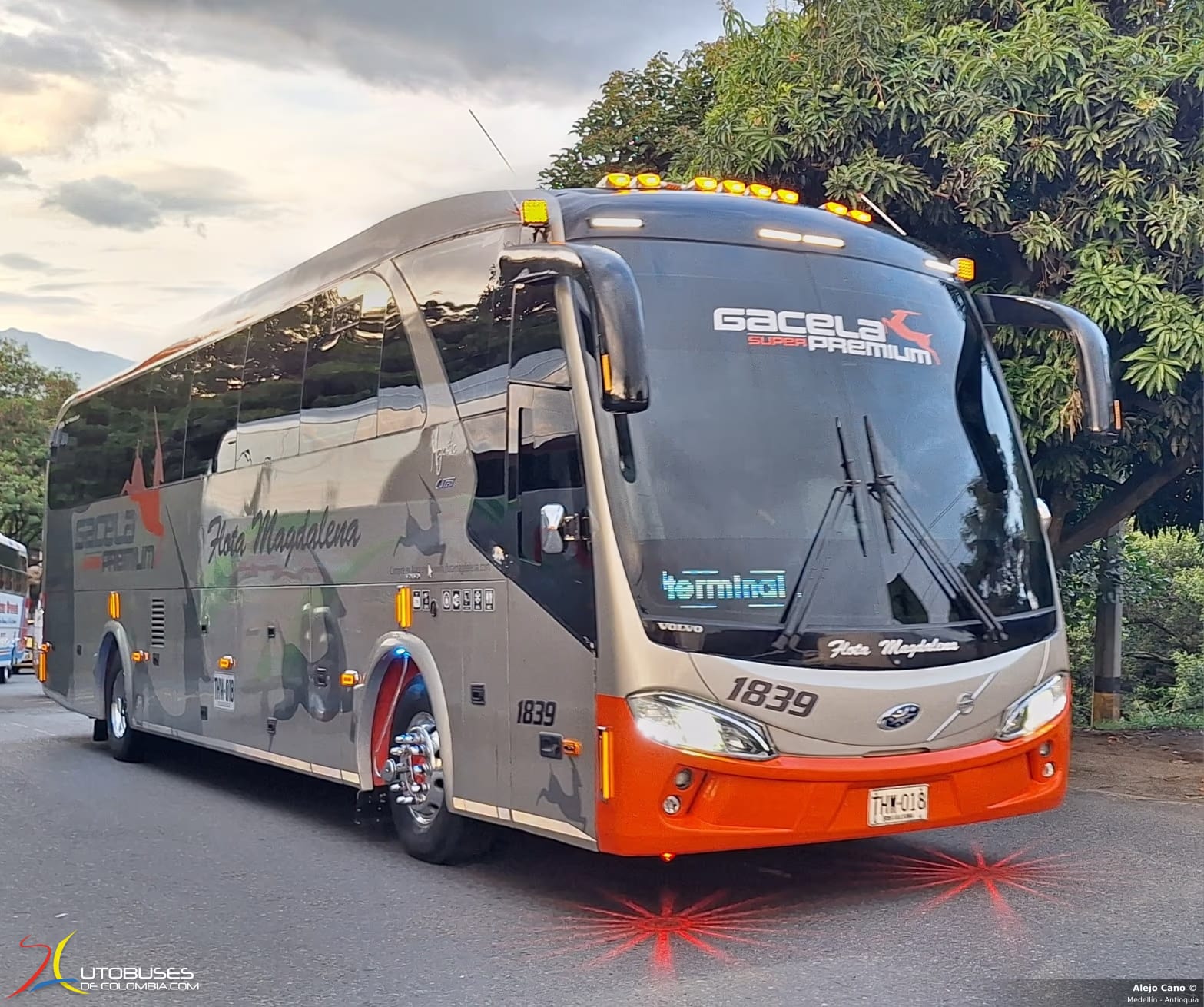 JGB JGB Majestic Prime Volvo B420R
