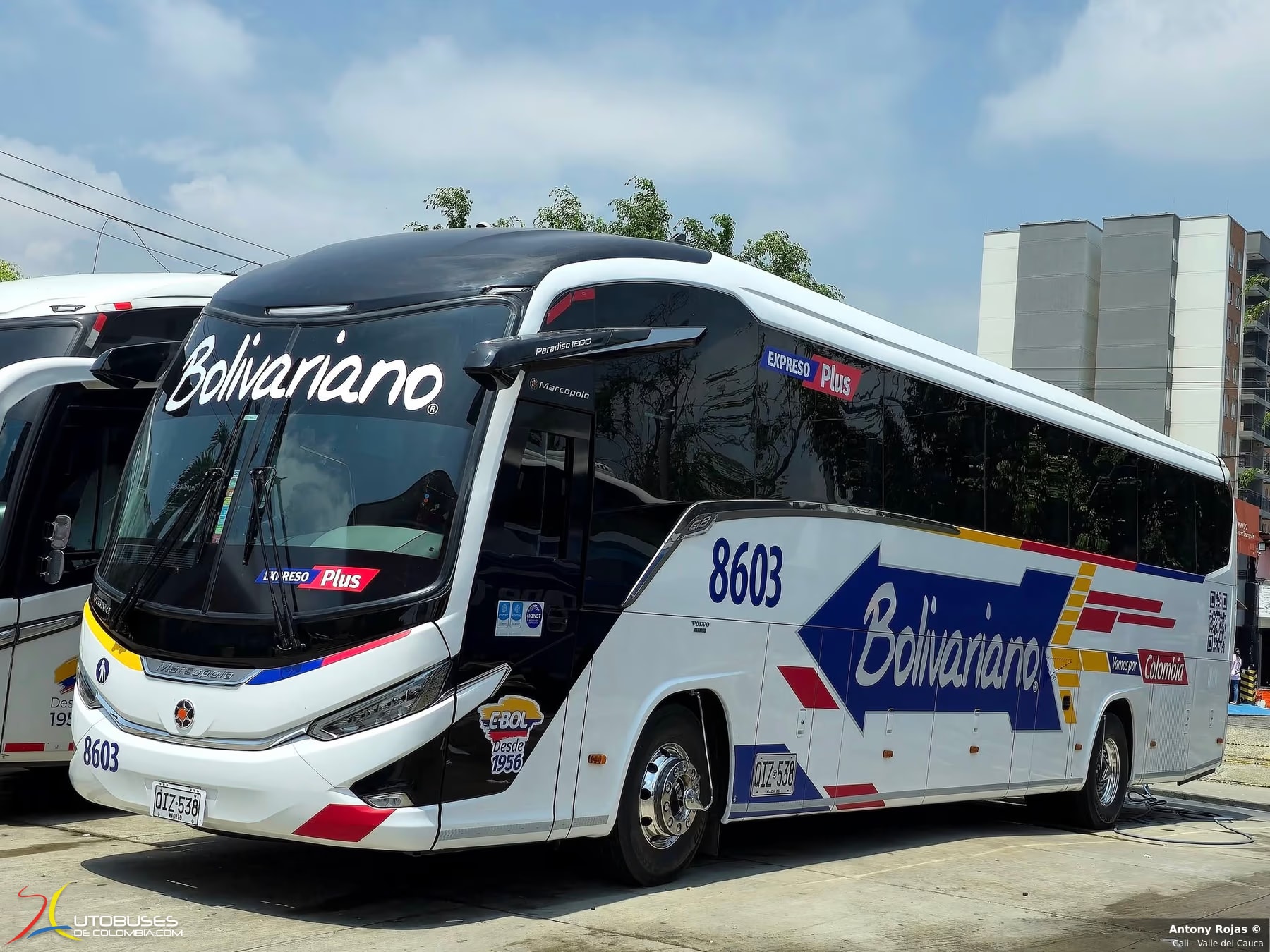 Marcopolo Superpolo Marcopolo Paradiso 1200 G8 Volvo B460R
