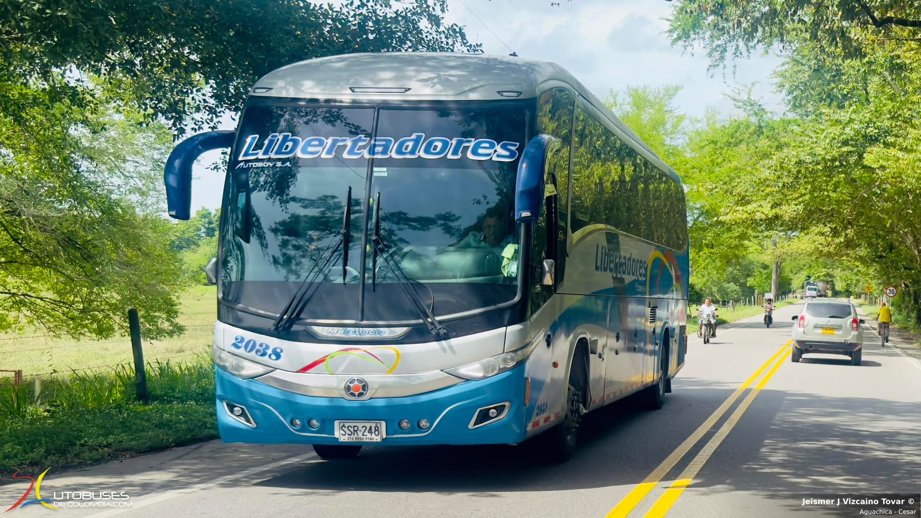 Marcopolo Superpolo Marcopolo Paradiso 1200 New G7 Scania K400