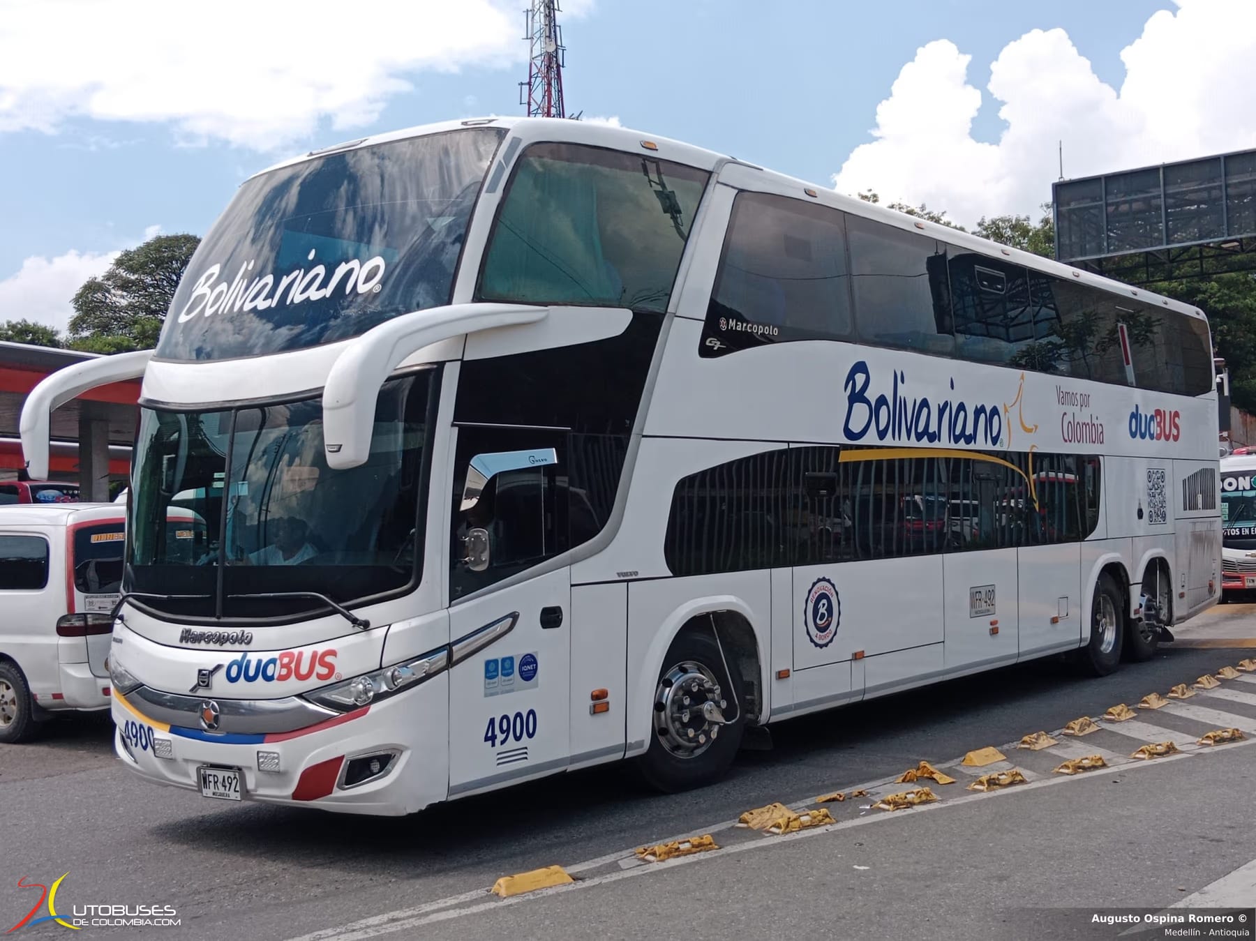 Marcopolo Superpolo Marcopolo Paradiso 1800 DD G7 Volvo B420R 6x2