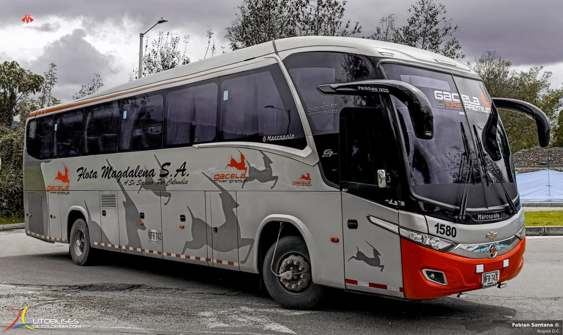 Marcopolo Superpolo Marcopolo Paradiso 1200 New G7 Chevrolet Isuzu LV 452