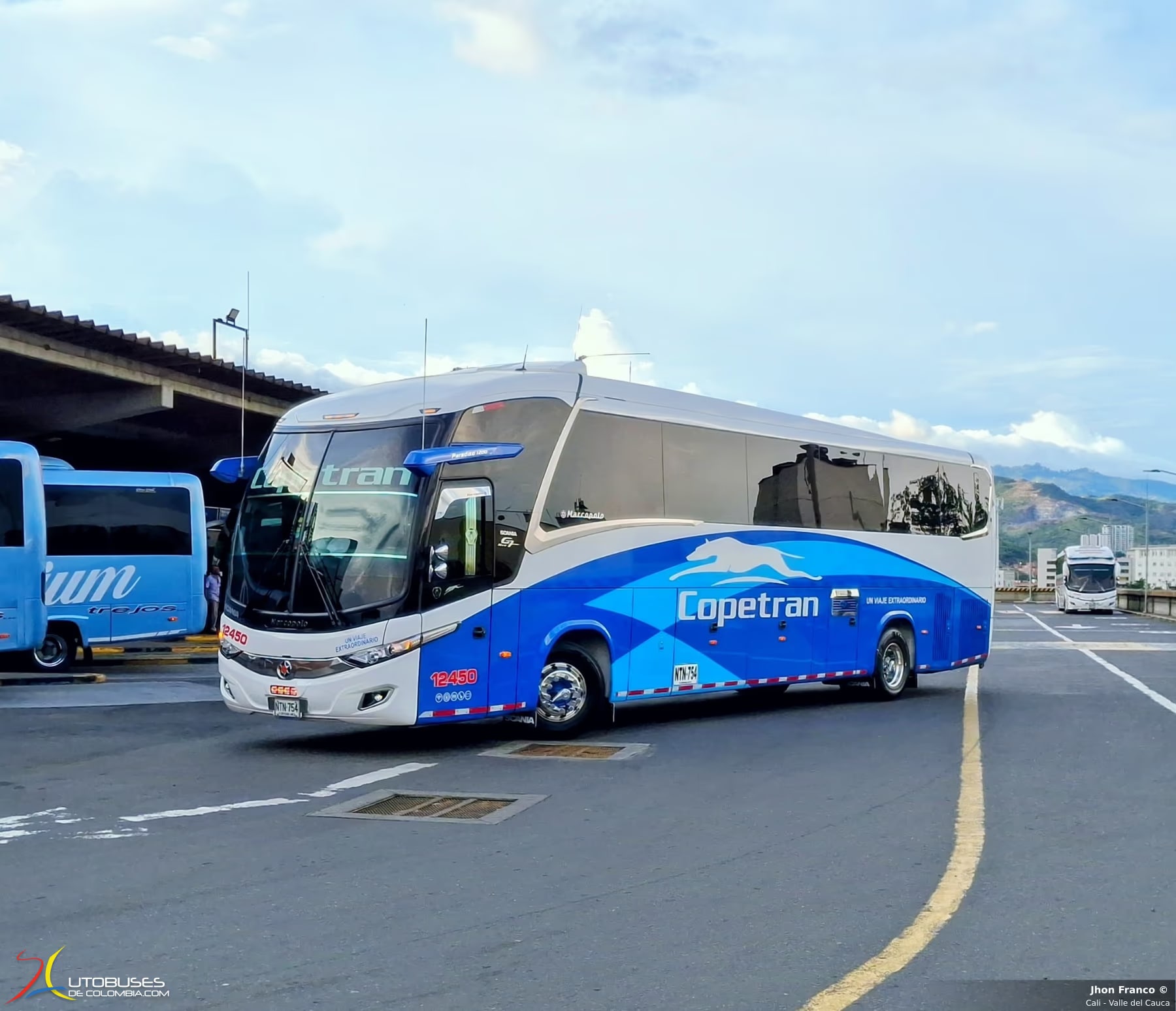 Marcopolo Superpolo Marcopolo Paradiso 1200 New G7 Scania K400