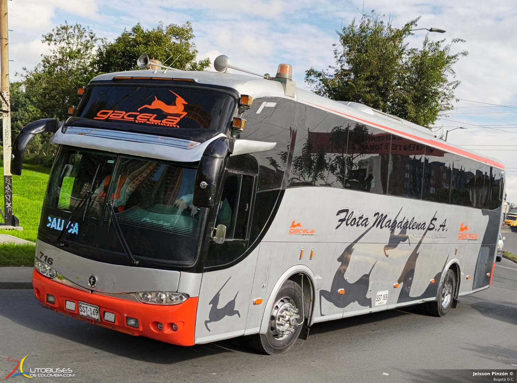 Marcopolo Superpolo Marcopolo Paradiso 1200 G6 Chevrolet Isuzu LV 150