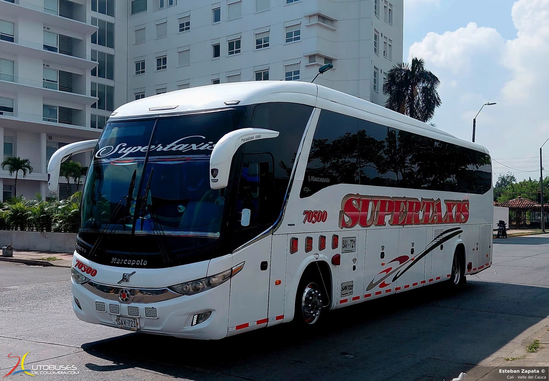 Marcopolo Superpolo Marcopolo Paradiso 1200 G7 Volvo B420R 