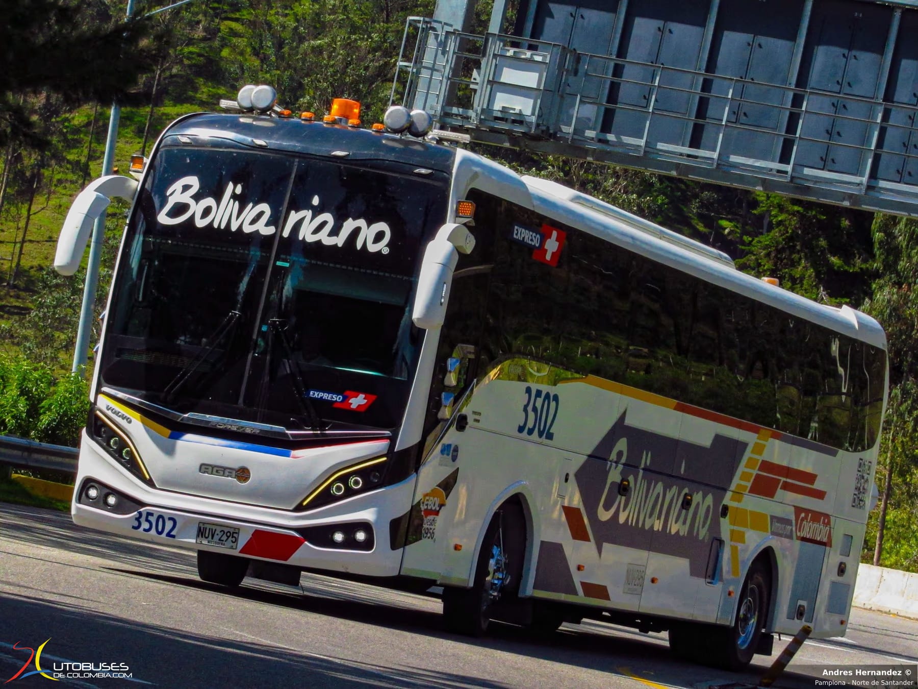 Aga Aga Forever Volvo B460R