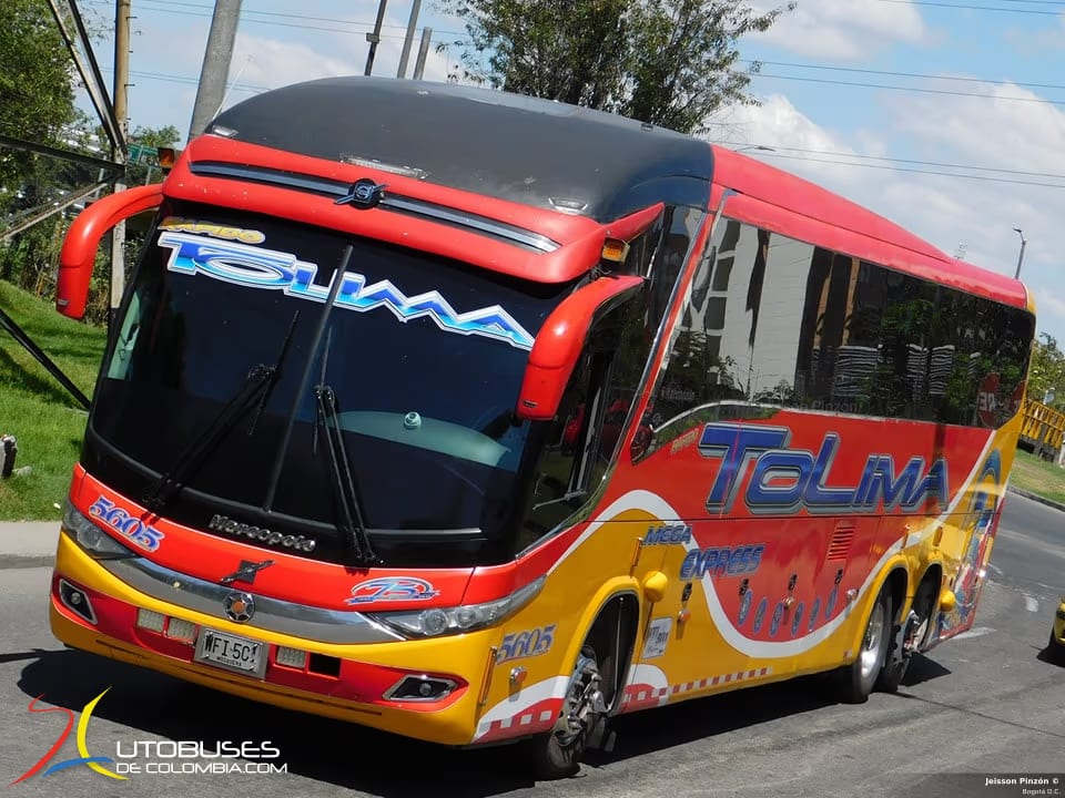 Marcopolo Superpolo Marcopolo Paradiso 1200 G7 Volvo B420R 