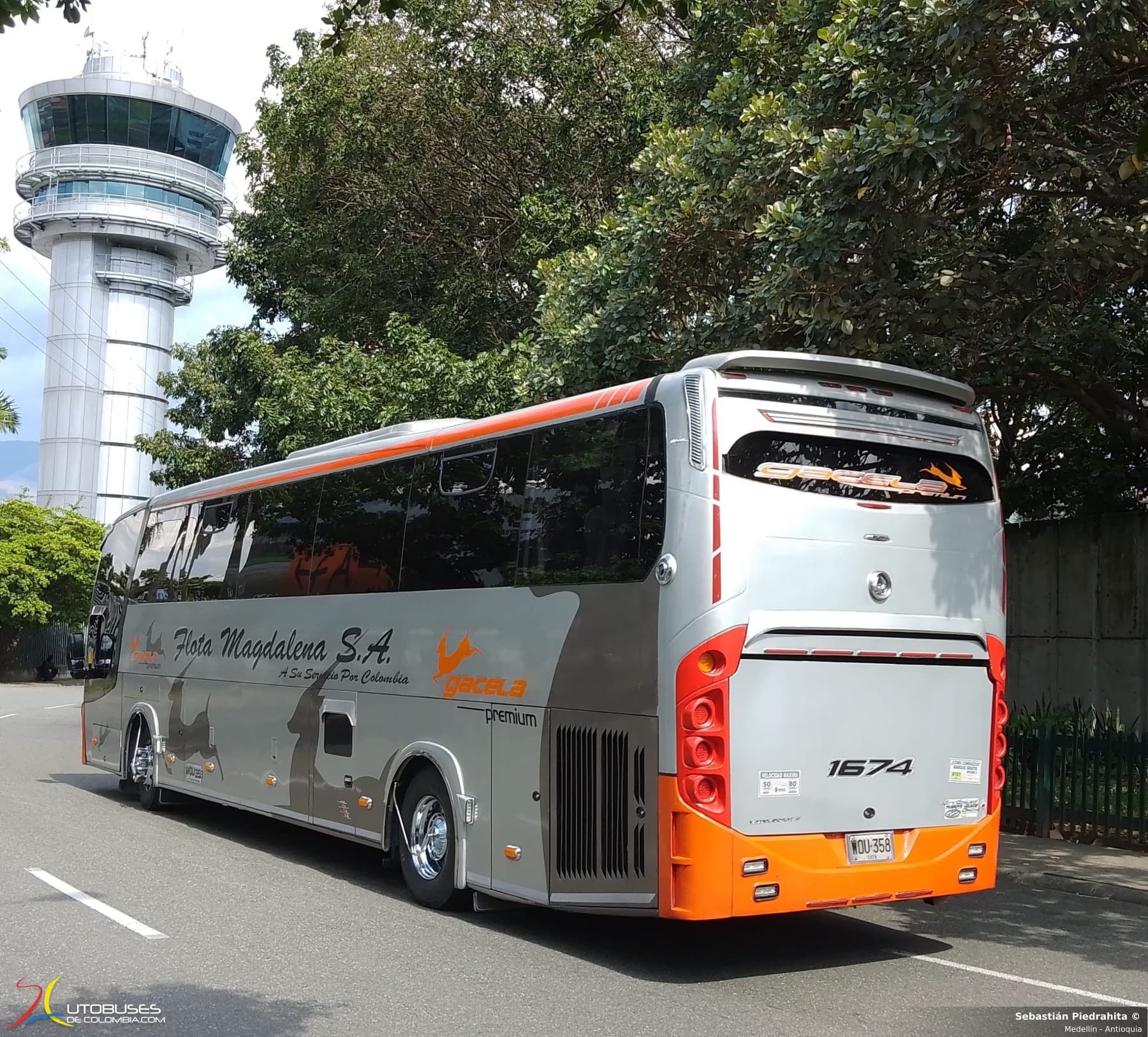 Busscar Busscar Busstar 360 Volvo B380R