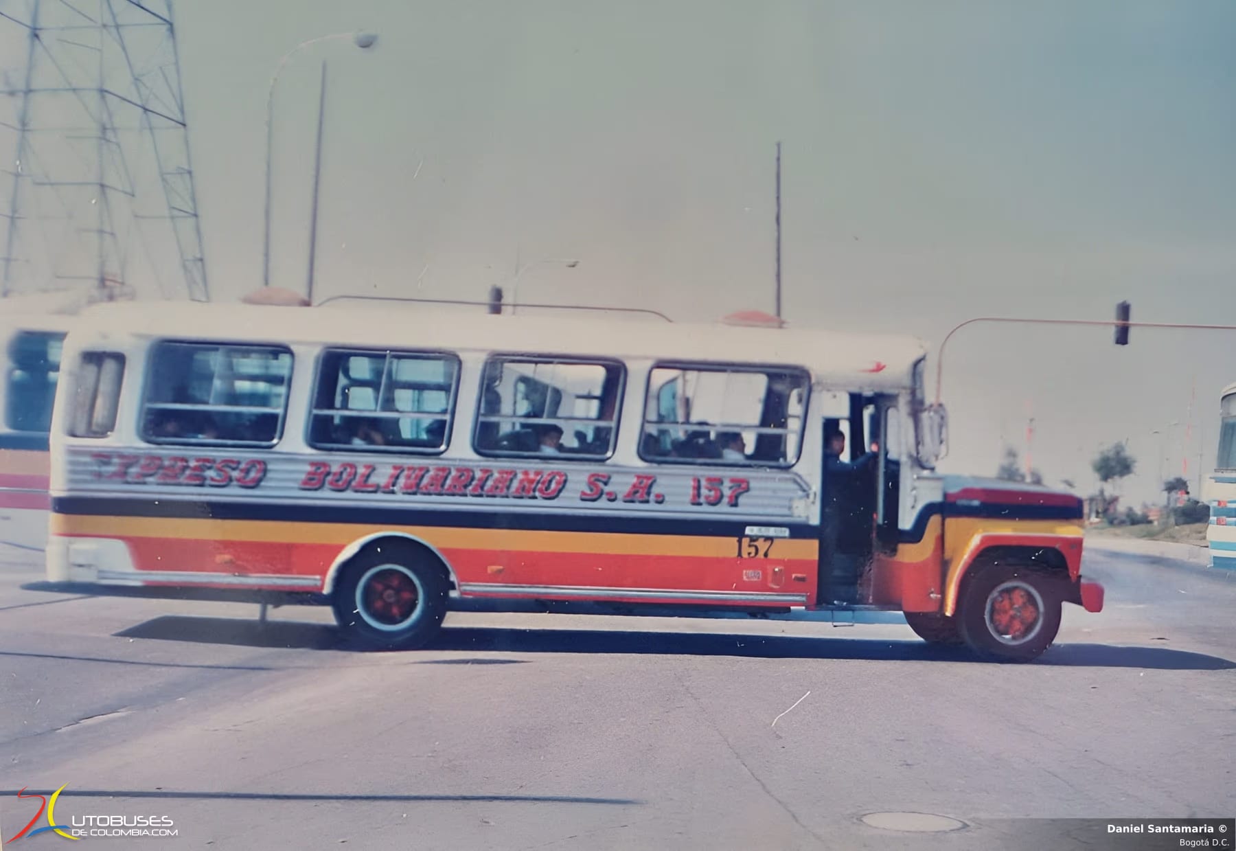 Blue Bird Ford 700