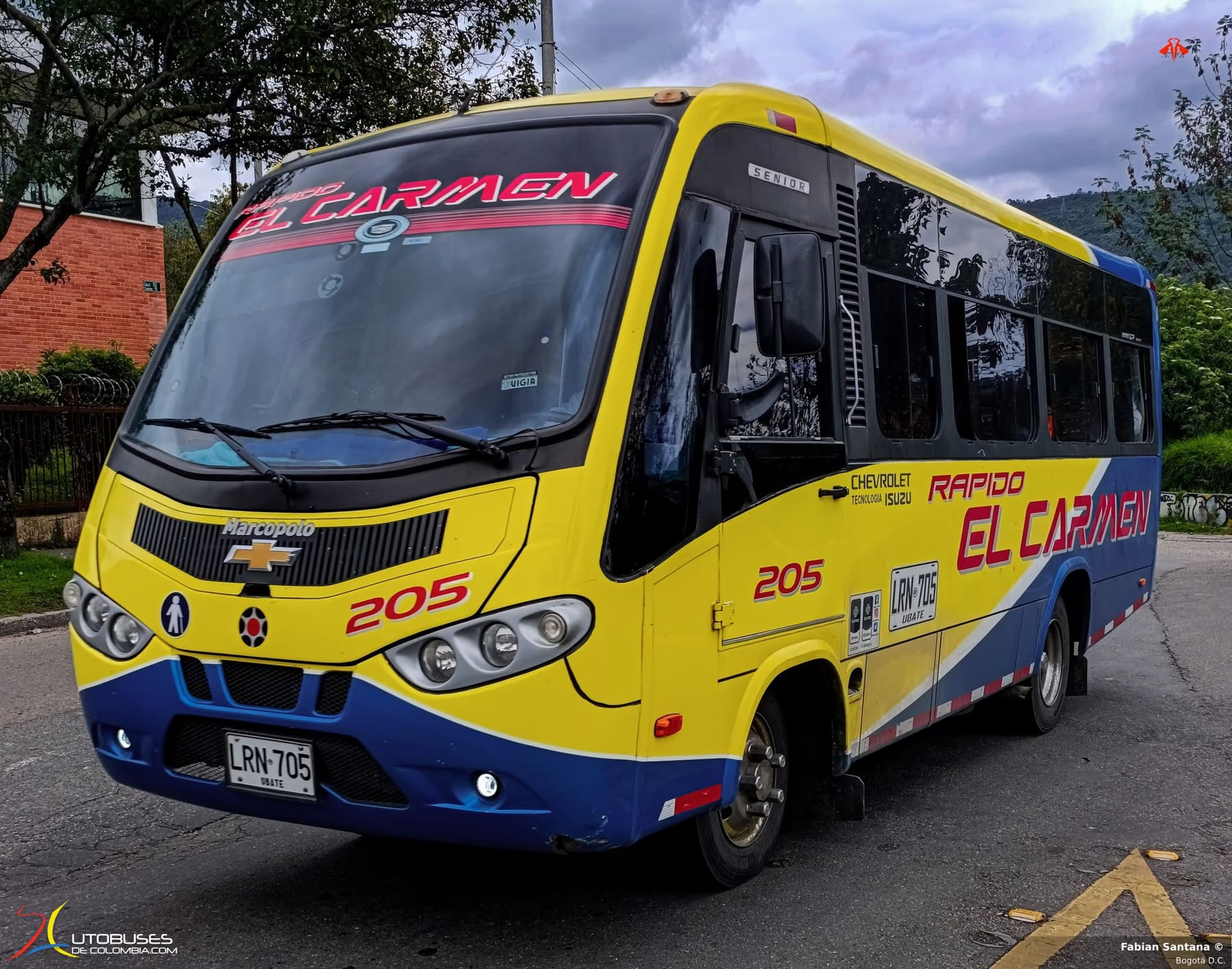 Marcopolo Senior Chevrolet Isuzu NKR