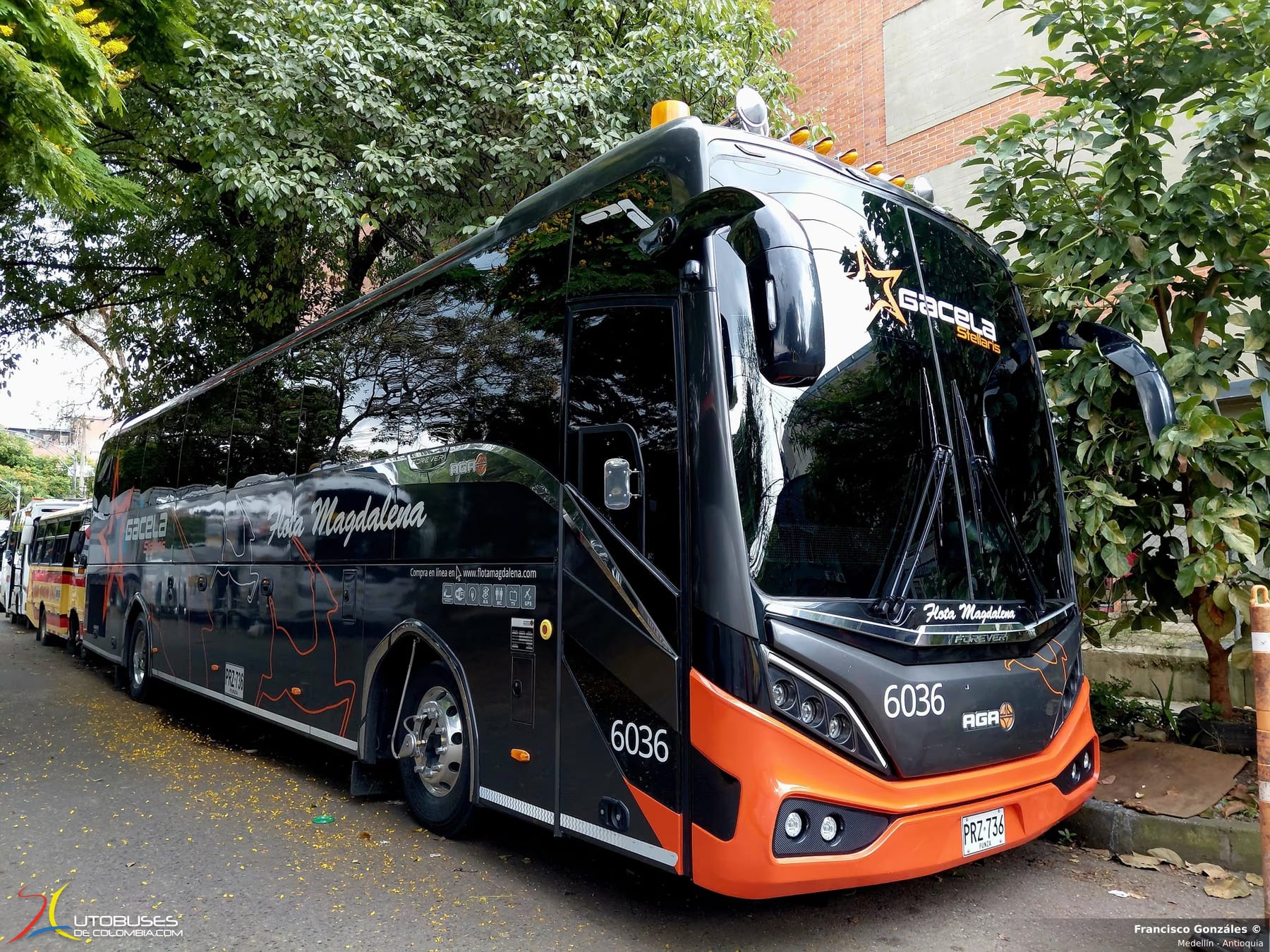Aga Forever Mercedes Benz O500 RS 1945