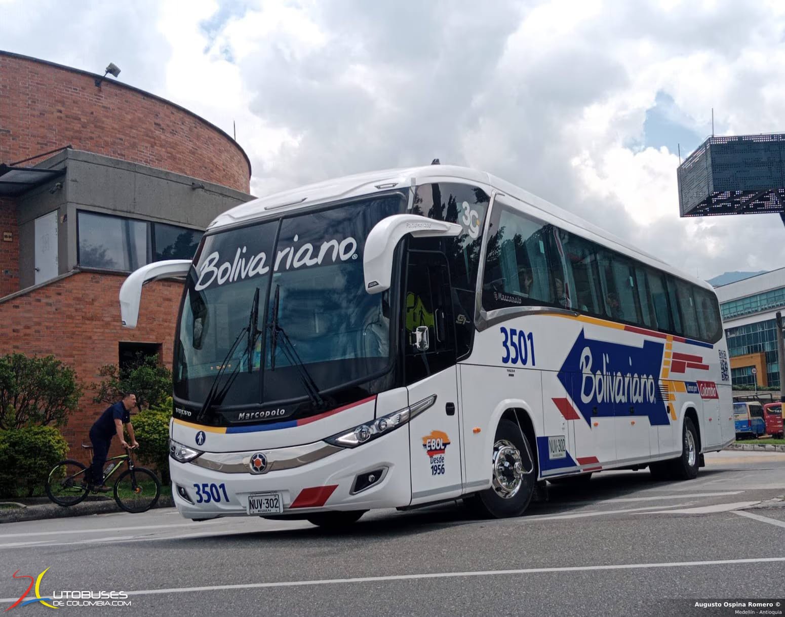 Marcopolo Paradiso 1200 New G7 Volvo  B460R