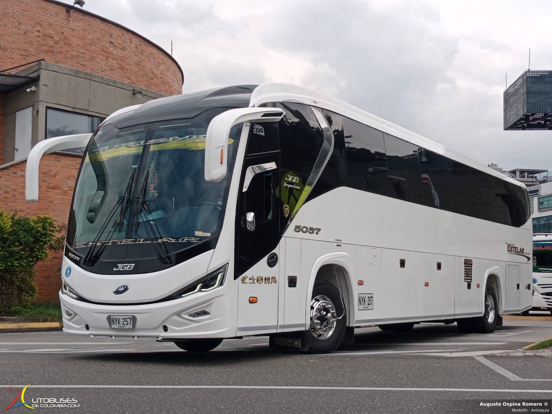 JGB Imperium Volvo B460R