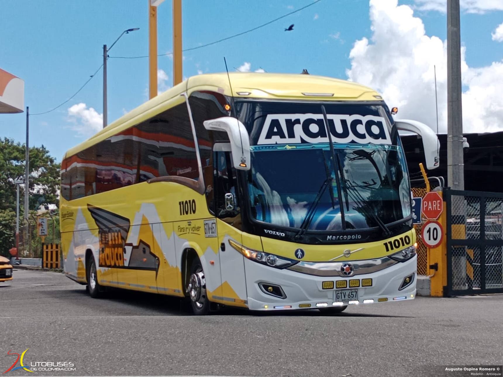 Marcopolo Paradiso 1200 New G7 Volvo  B460R