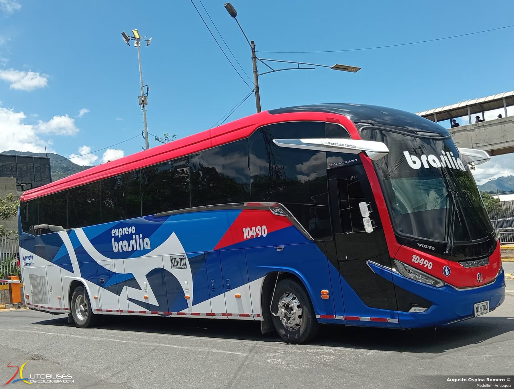 Marcopolo Superpolo Marcopolo Paradiso 1200 G8 Volvo B460R