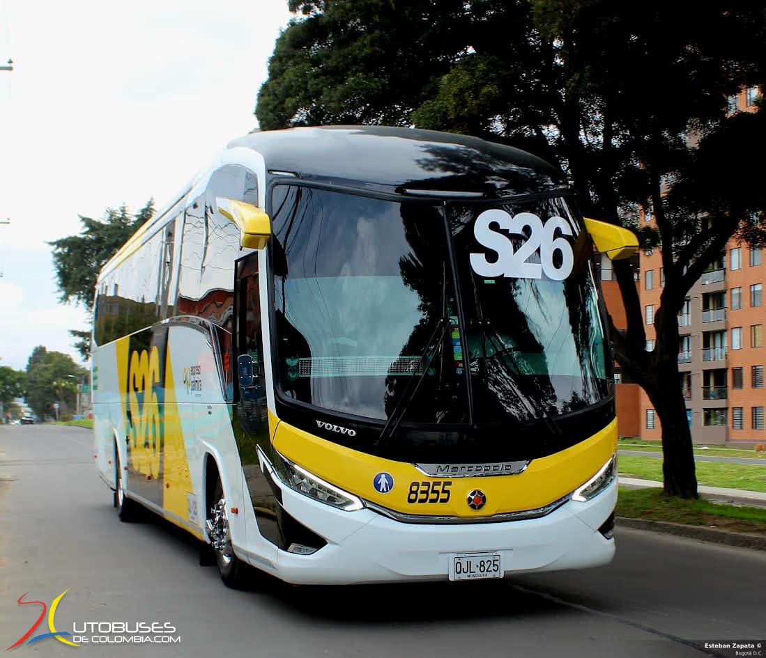 Marcopolo Superpolo Marcopolo Paradiso 1200 G8 Volvo B460R