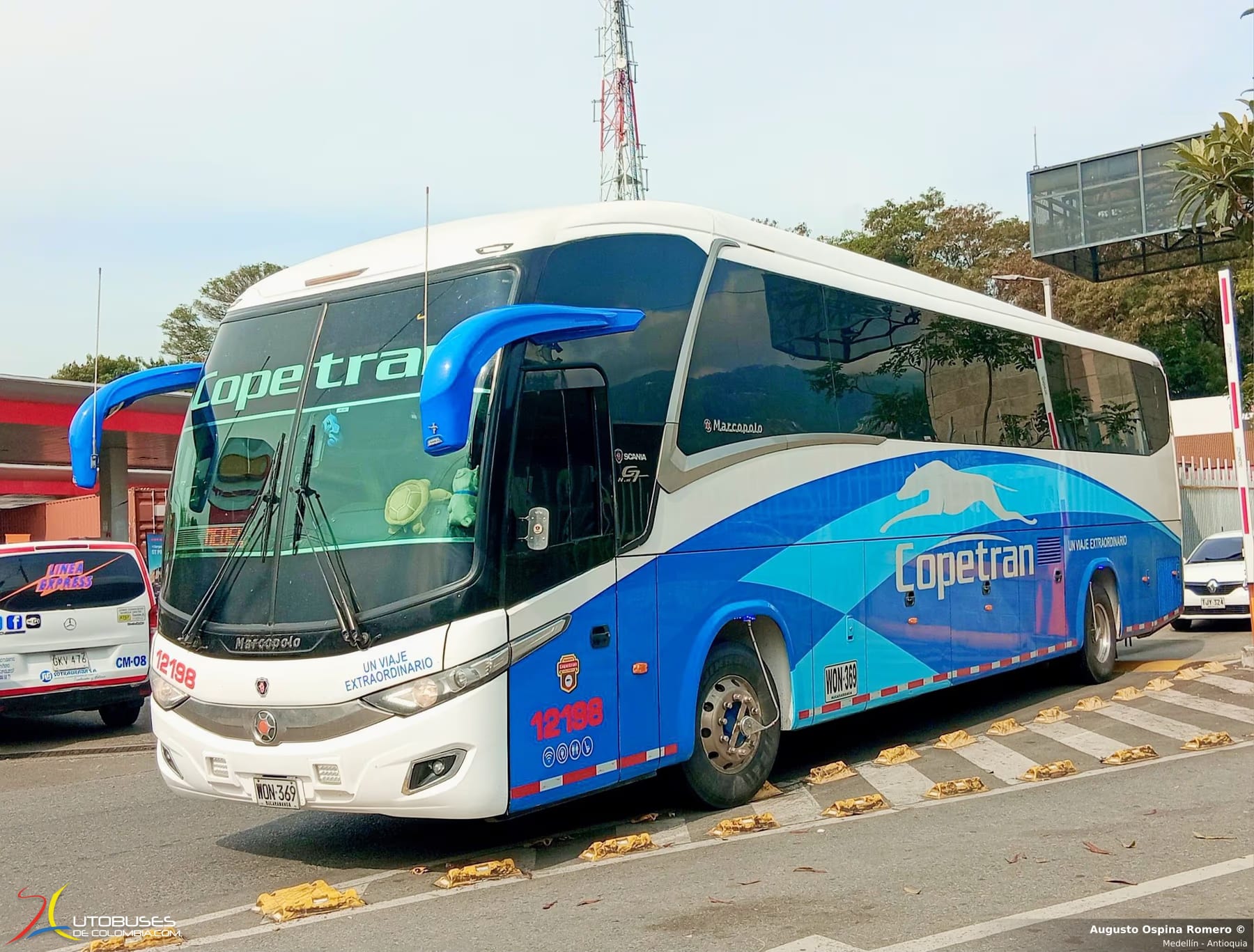 Marcopolo Superpolo Marcopolo Paradiso 1200 New G7 Scania K400