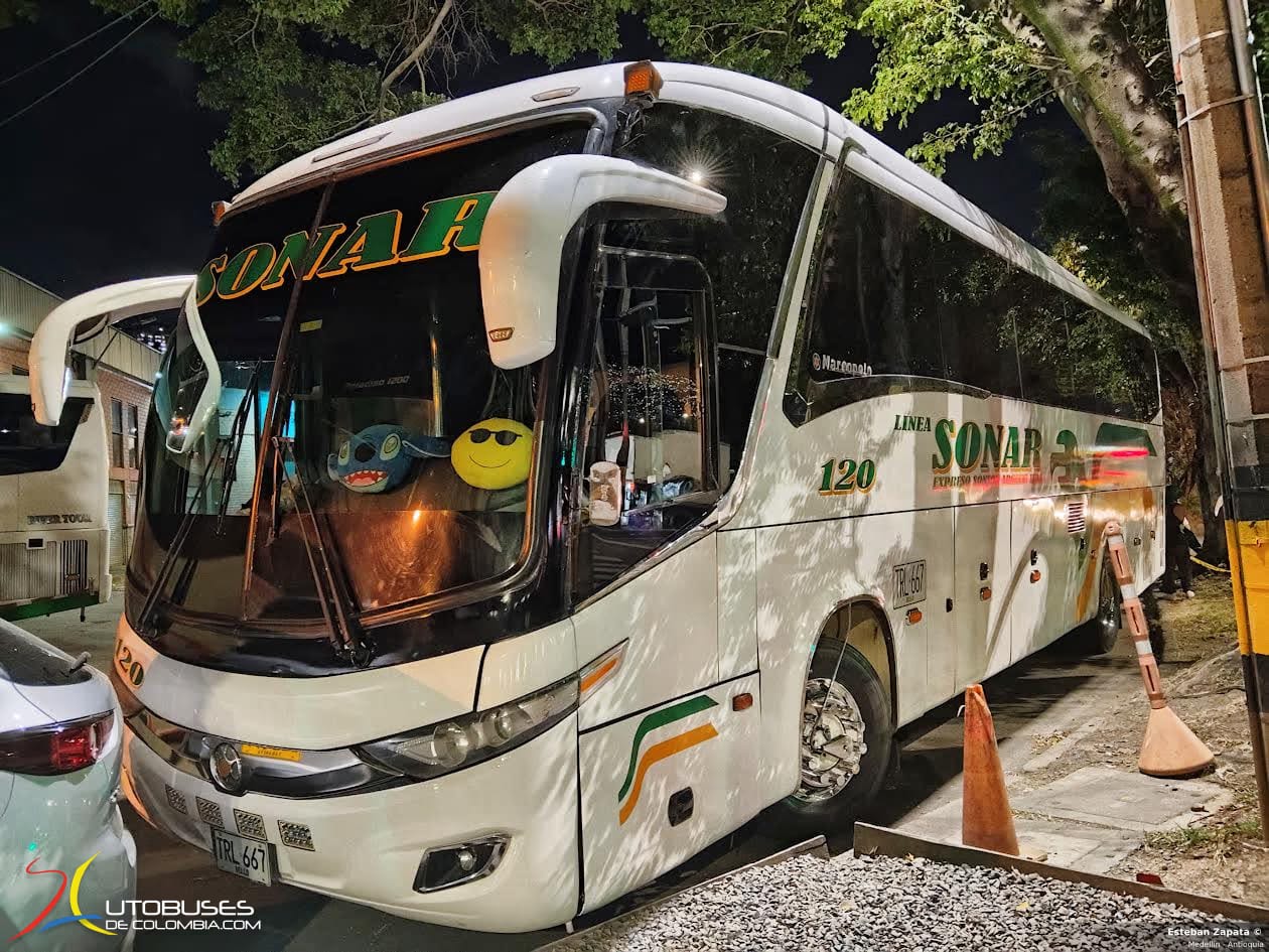 Marcopolo Superpolo Marcopolo Paradiso 1200 G7 Chevrolet Isuzu LV 150