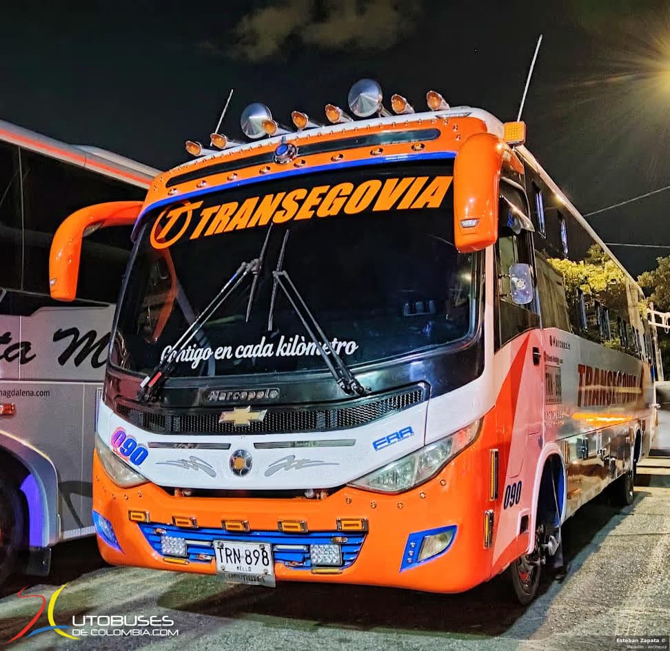 Marcopolo Senior Chevrolet Isuzu FRR Forward