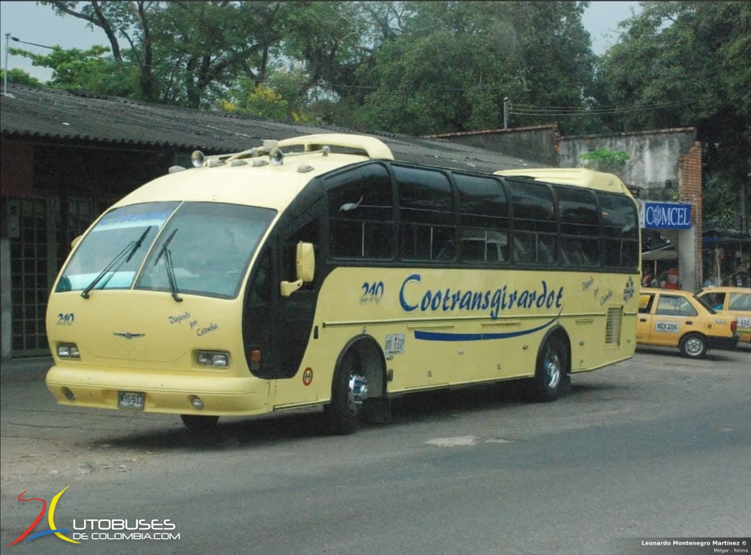 Olimpica Cox 2000 Chevrolet Isuzu CH580