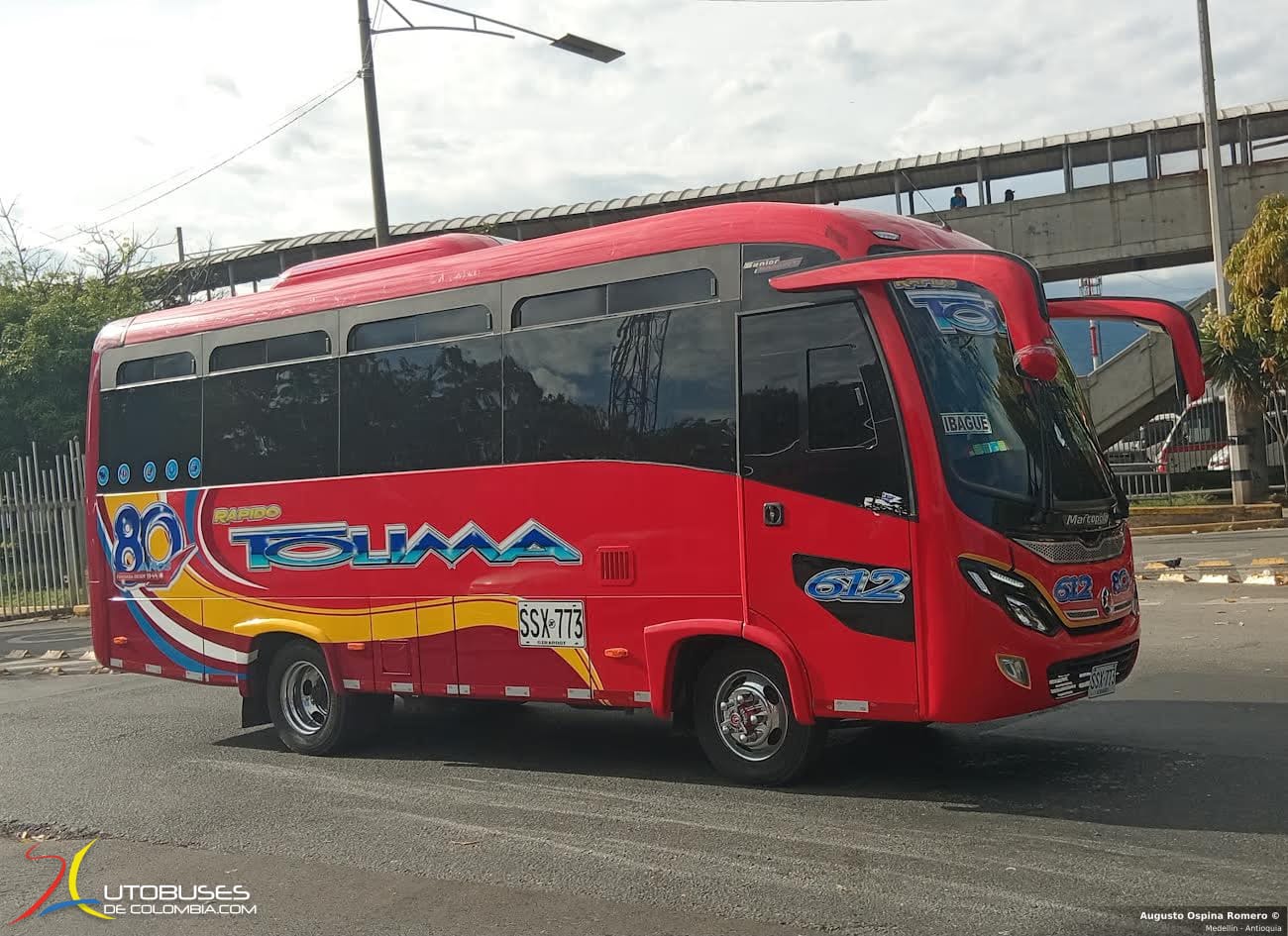Marcopolo Senior Chevrolet Isuzu NKR