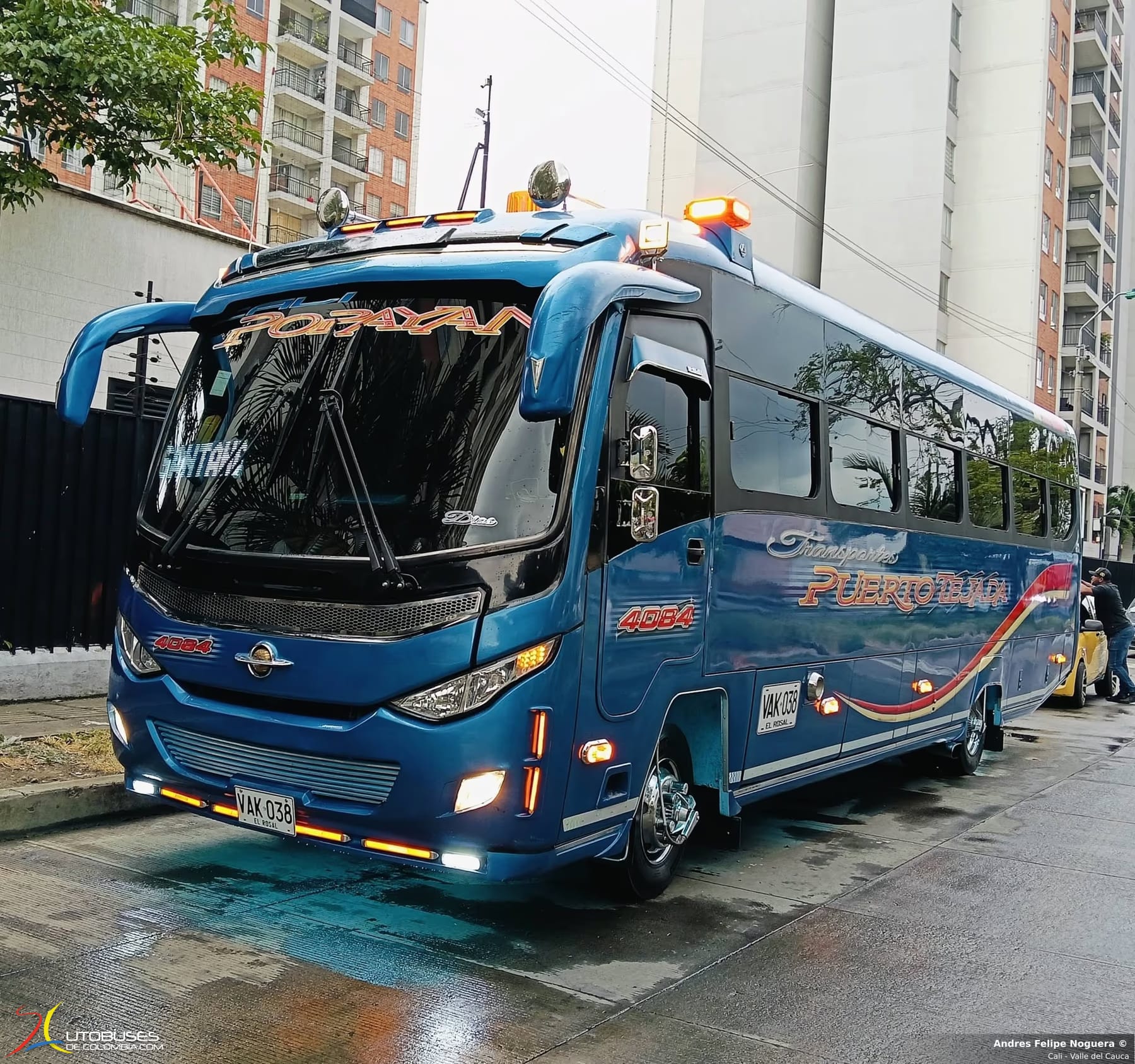 JGB Ibiza Hino FC9J