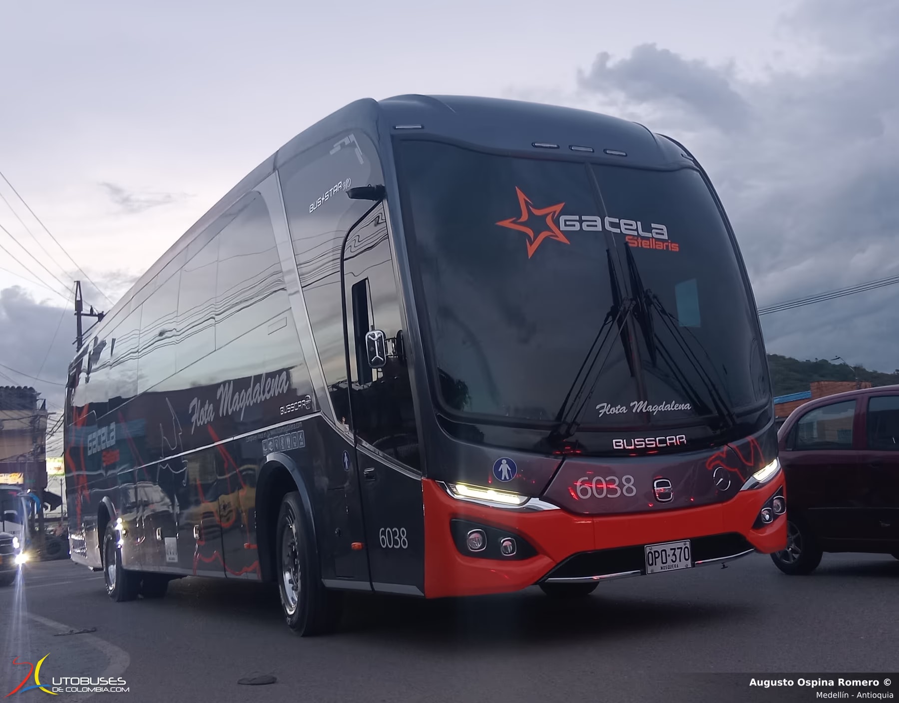 Buscar Busstar 380 Mercedes Benz O500rs