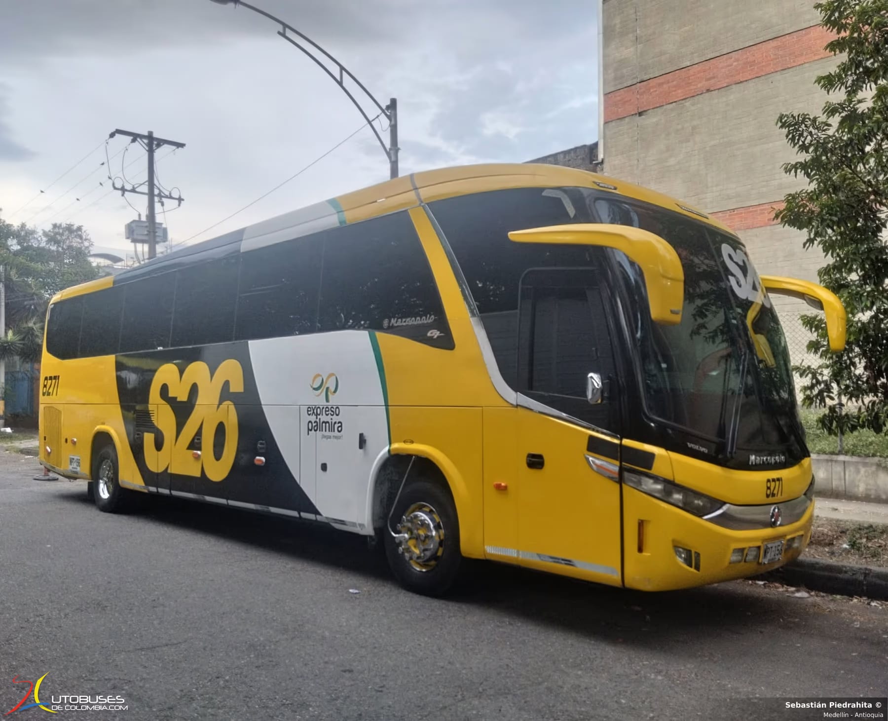 Marcopolo Paradiso 1200 G7 Volvo B420R 