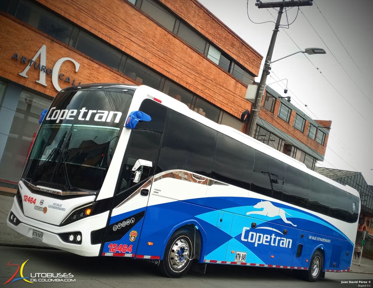 Aga Forever Volvo B460R