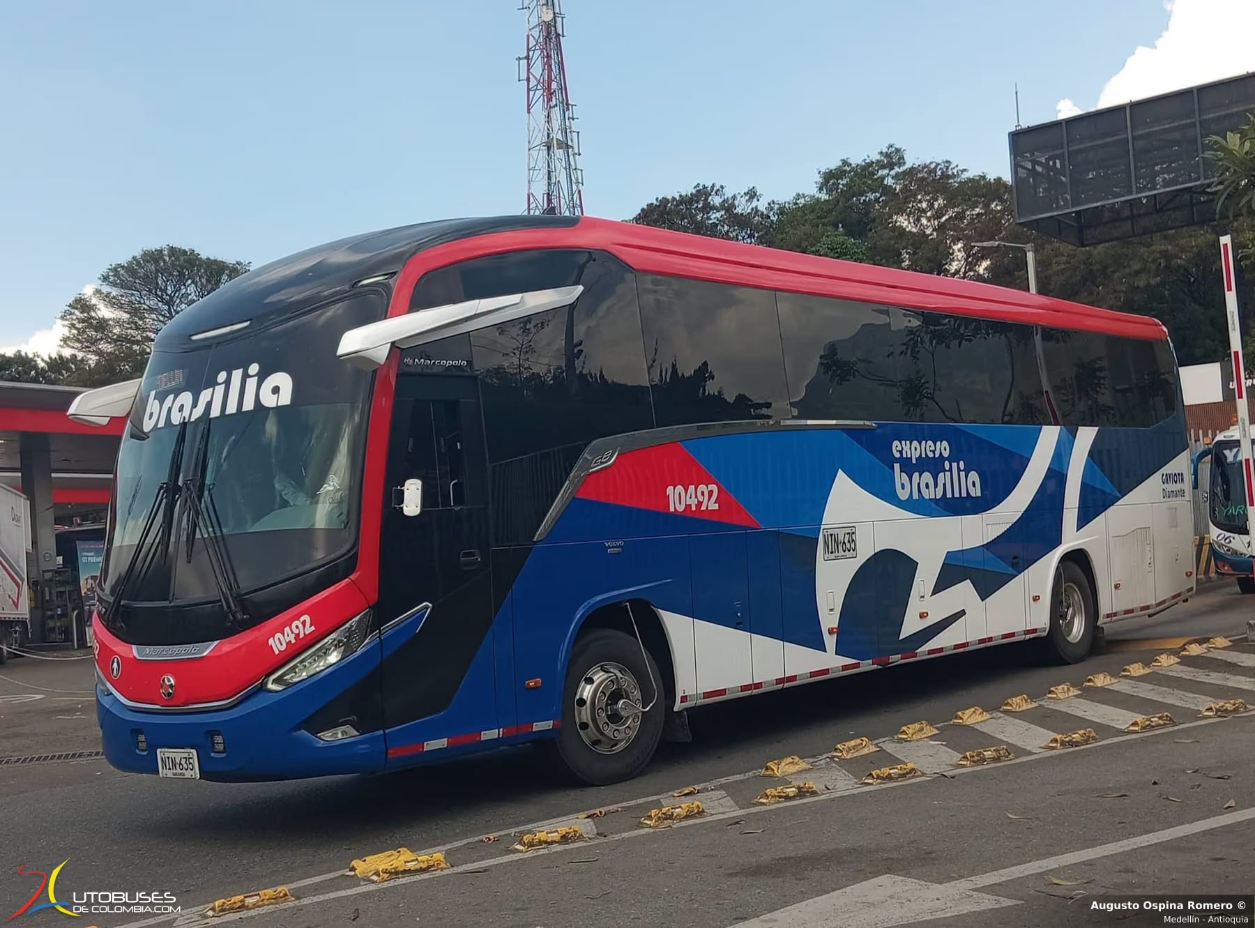 Marcopolo Paradiso 1200 G8 Volvo B460R
