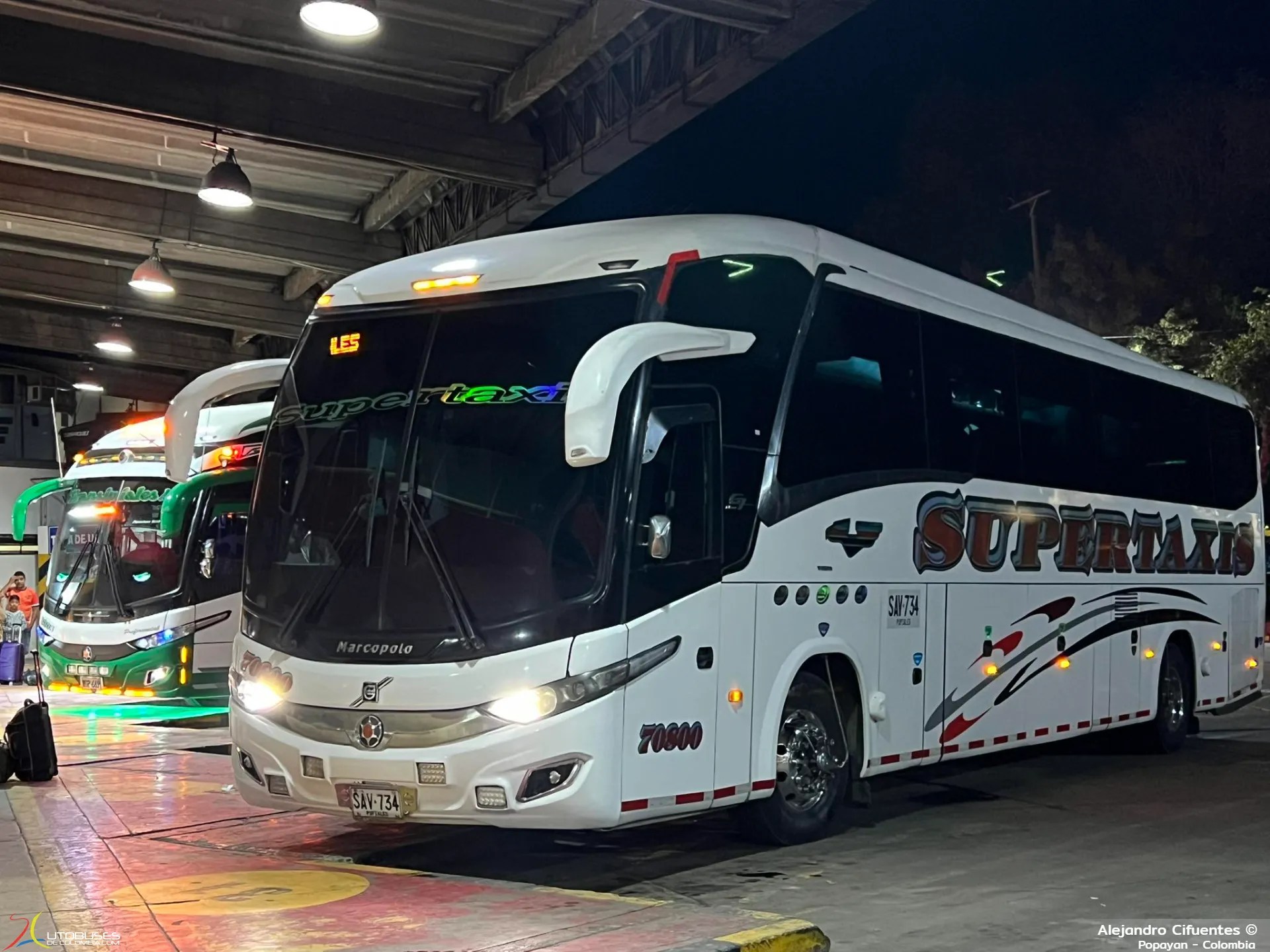 Marcopolo Paradiso 1200 New G7 Volvo B420R de Supertaxis