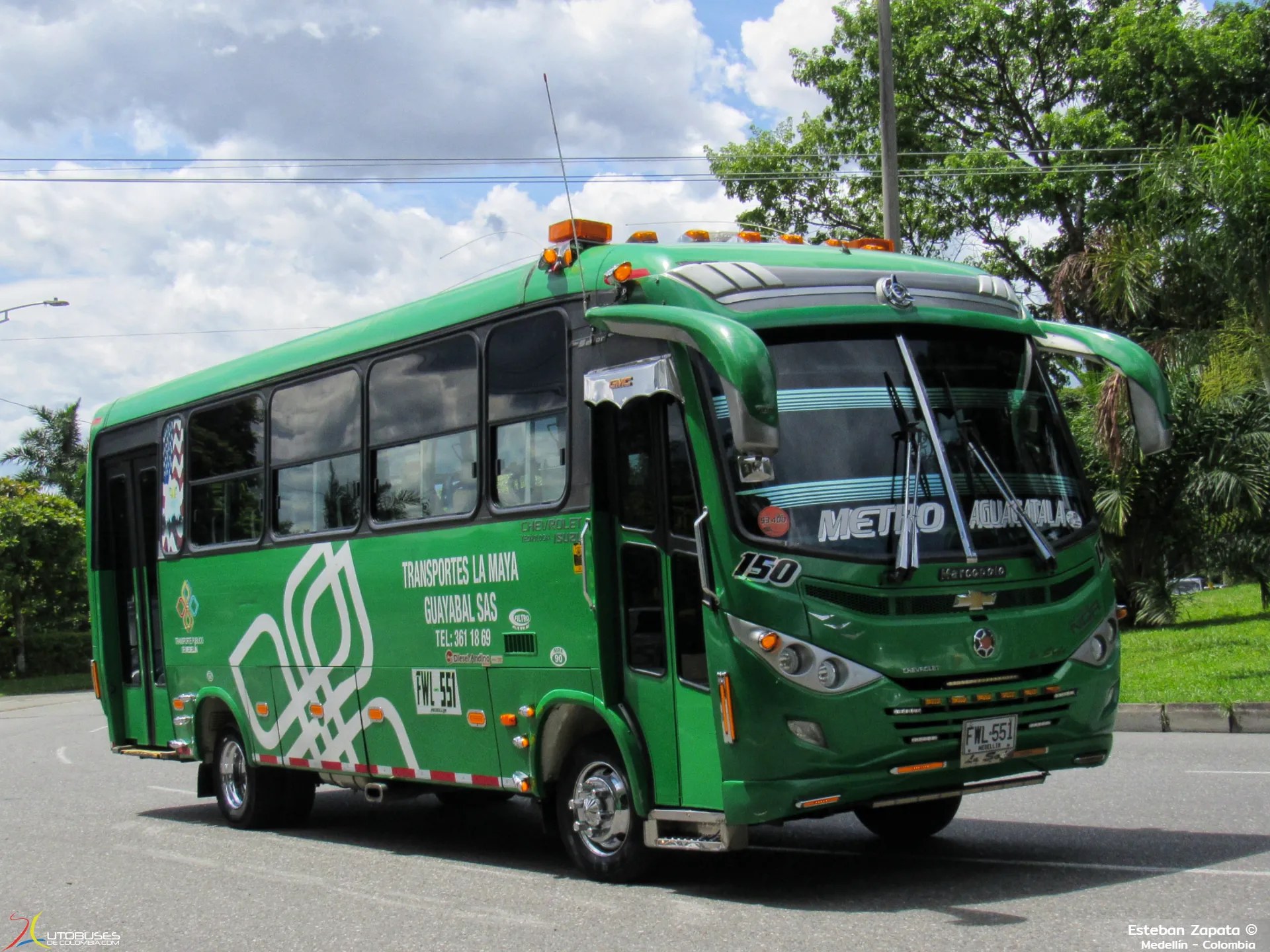 Marcopolo New Senior Chevrolet NQR de Transportes la Maya Guayabal S.A.S