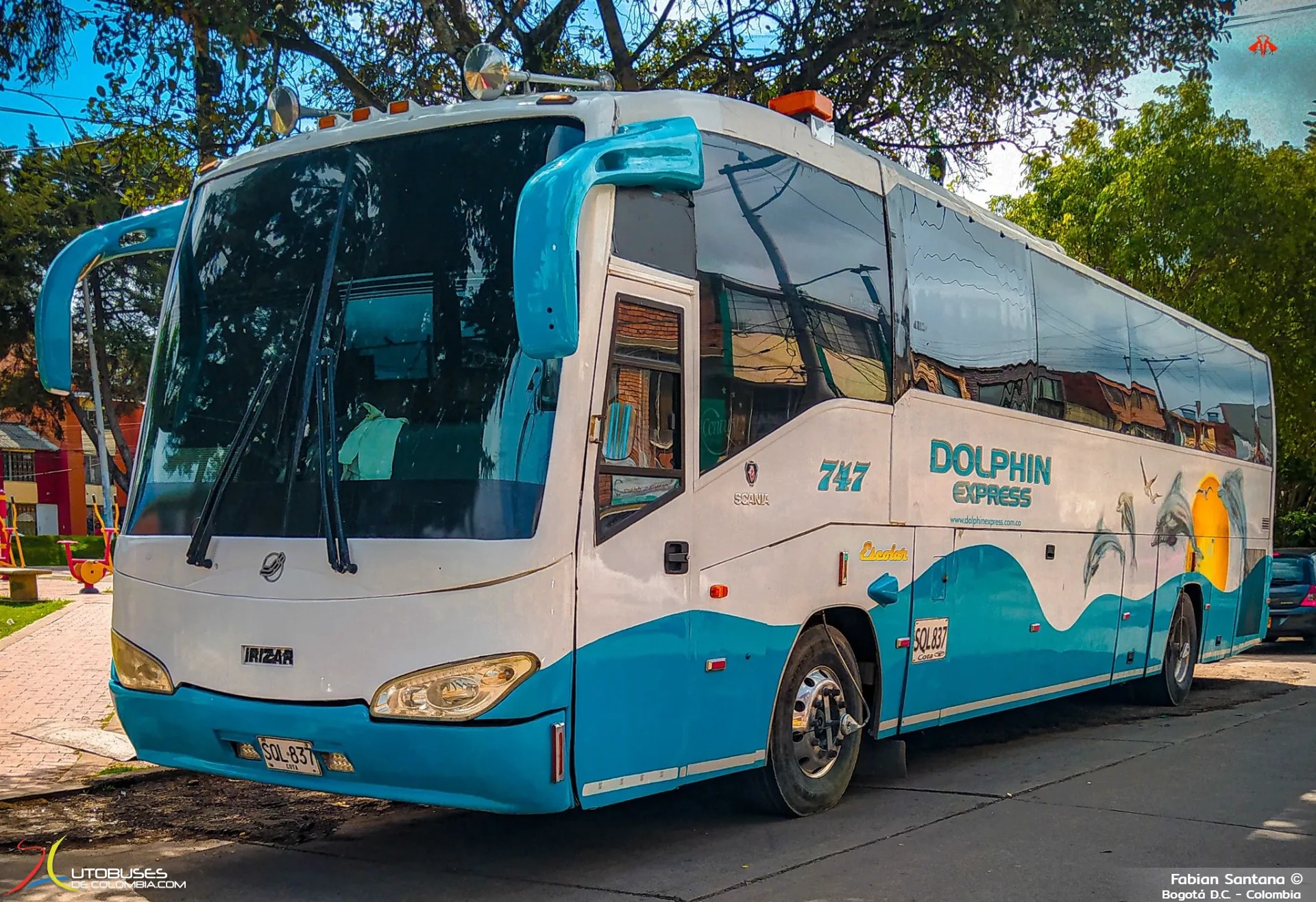 Irizar Century Scania K124IB de Dolphin Express S.A.