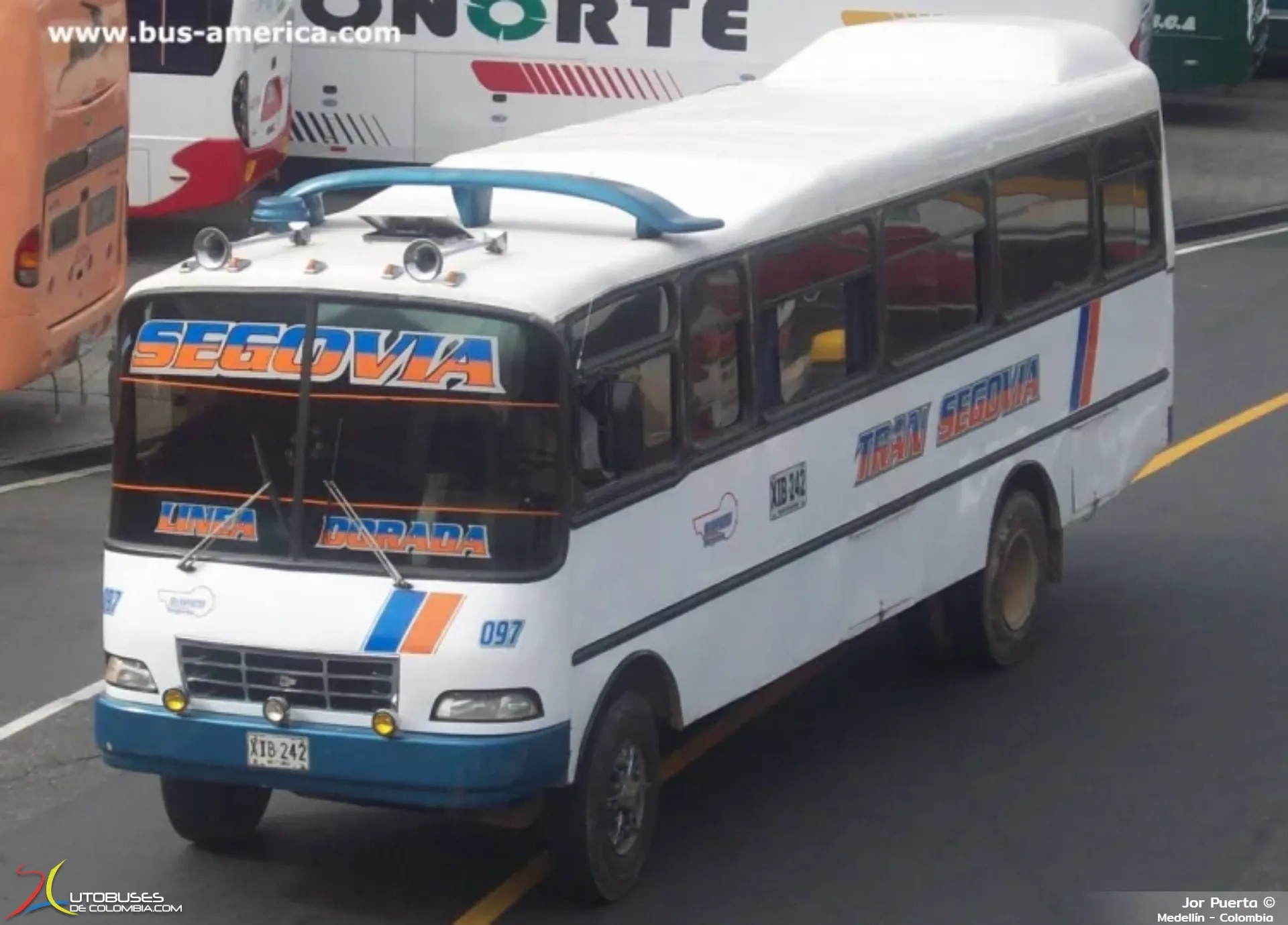 Blue Bird Colcar Chevrolet B60 de Trans Segovia