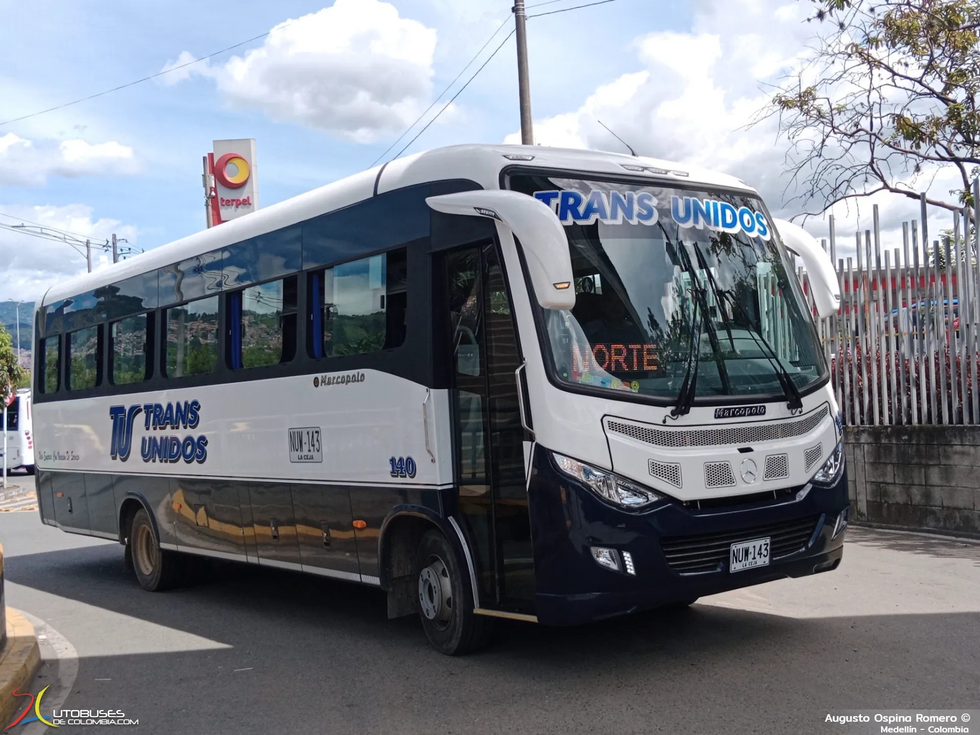 Marcopolo New Senior 680 Mercedes Benz LO 9164.8 de Trans Unidos