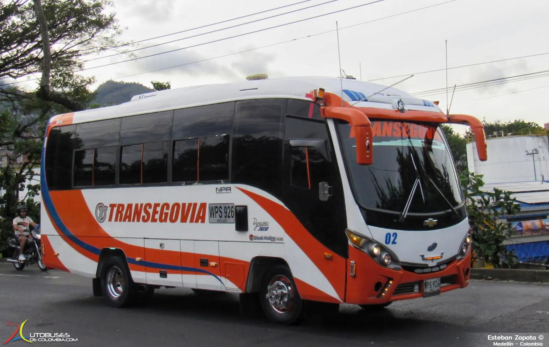 JGB Dynamic Chevrolet Isuzu NPR Reward de Transegovia
