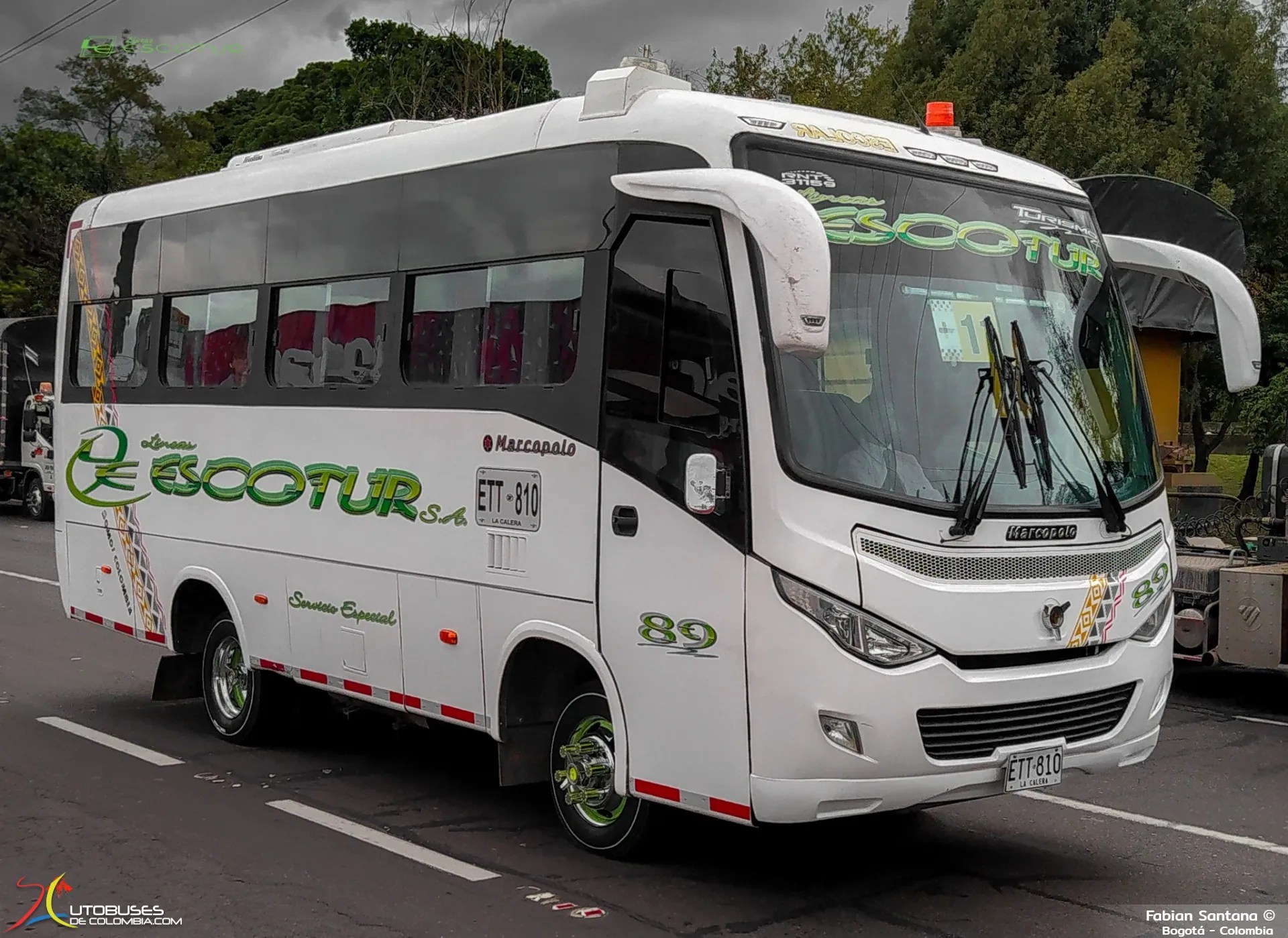 Marcopolo New Senior Chevrolet NPR de Líneas Escotur